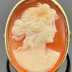 Vintage Shell Cameo Ring 10K Gold Oval Bezel Portrait Size 6.25 Estate
