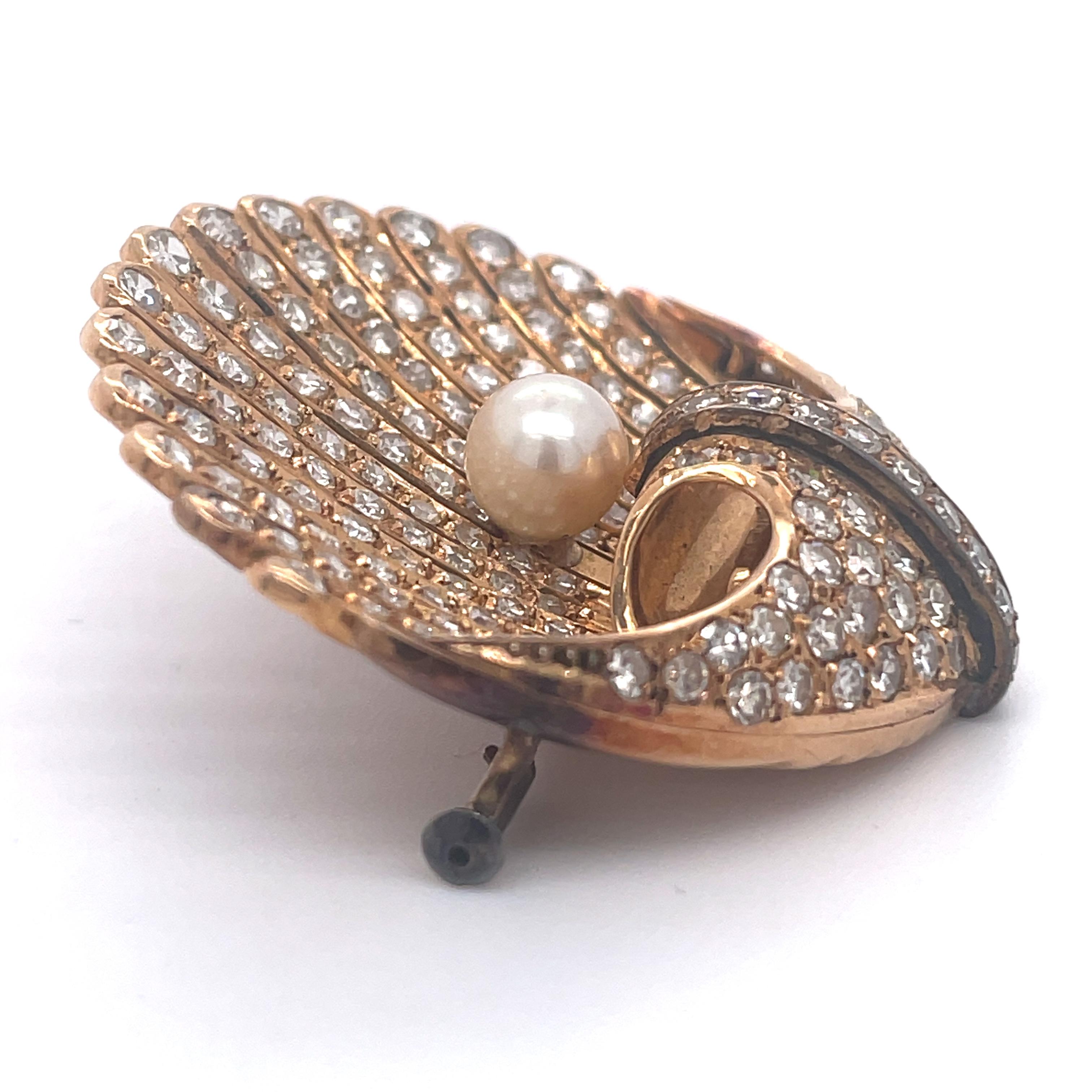 Vintage Shell Shape Brooch- 3.5ct Diamonds & White Pearl & 14k Rose Gold Brooch For Sale 2