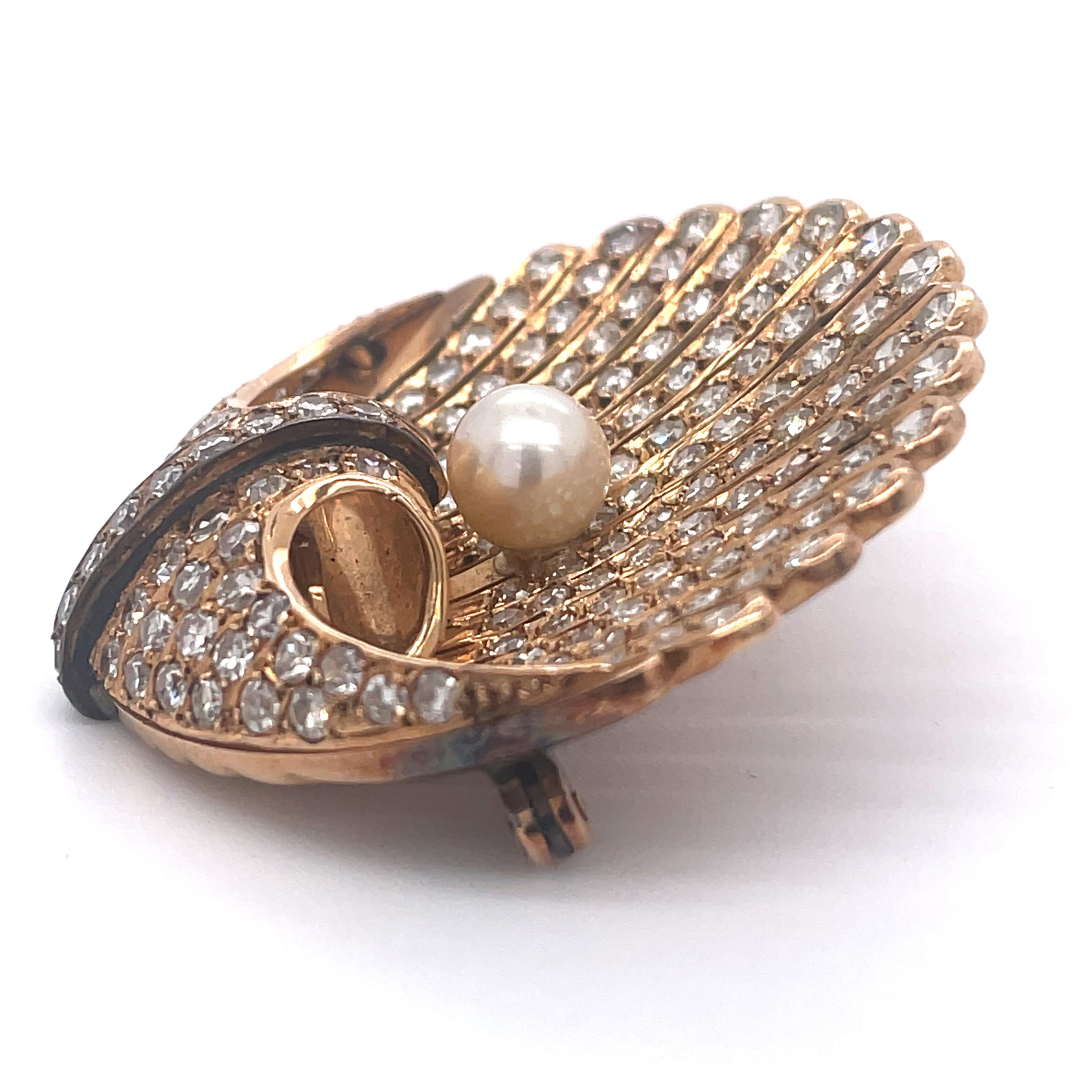 Vintage Shell Shape Brooch- 3.5ct Diamonds & White Pearl & 14k Rose Gold Brooch For Sale 3