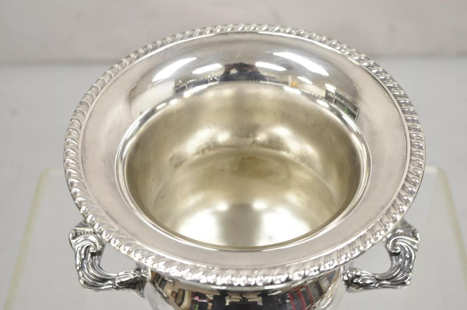 Autre Vintage Sheridan Engraved Award Trophy Cup Champagne Chiller Ice Bucket en vente