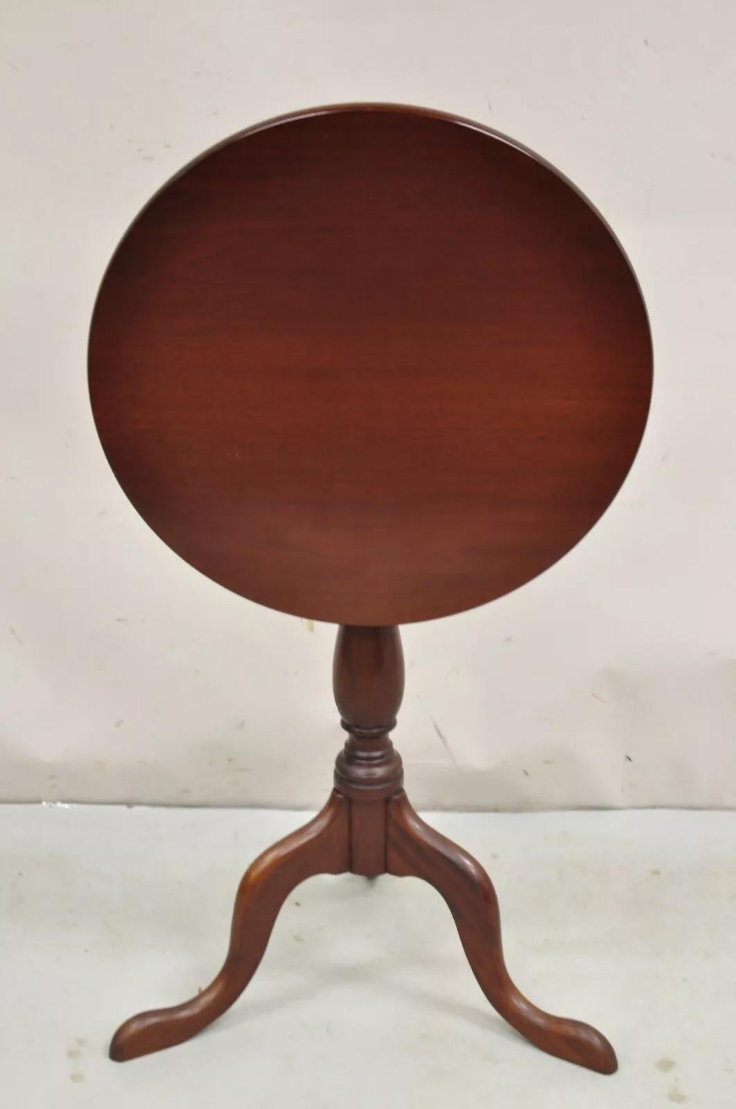 Table à thé d'appoint Sheridan de style fédéral en bois d'acajou avec plateau basculant en vente 3