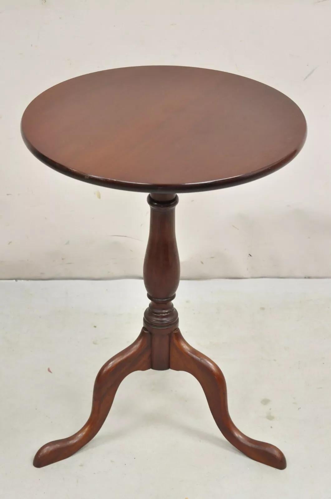 Table à thé d'appoint Sheridan de style fédéral en bois d'acajou avec plateau basculant en vente 2