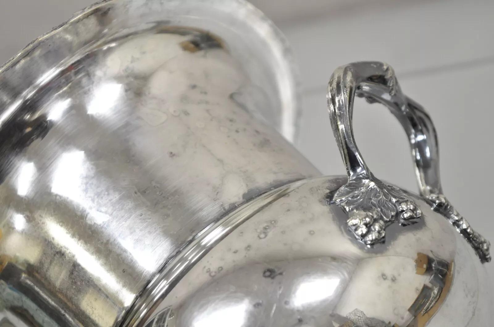 Vintage Sheridan Silver Plated Trophy Cup Champagne Chiller Ice Bucket in vendita 3