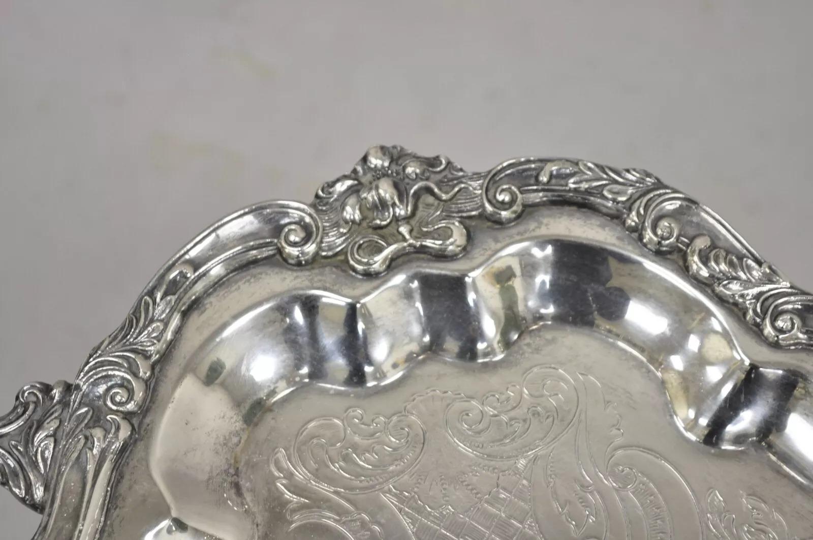 Bandeja de servir victoriana festoneada con baño de plata Vintage Sheridan en venta 4