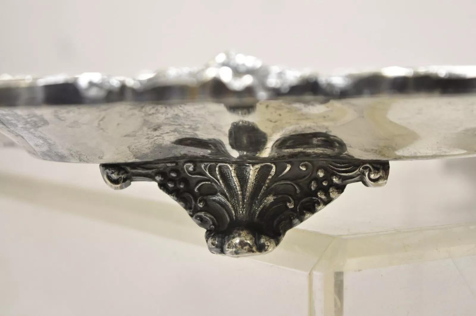 Bandeja de servir victoriana festoneada con baño de plata Vintage Sheridan en venta 2