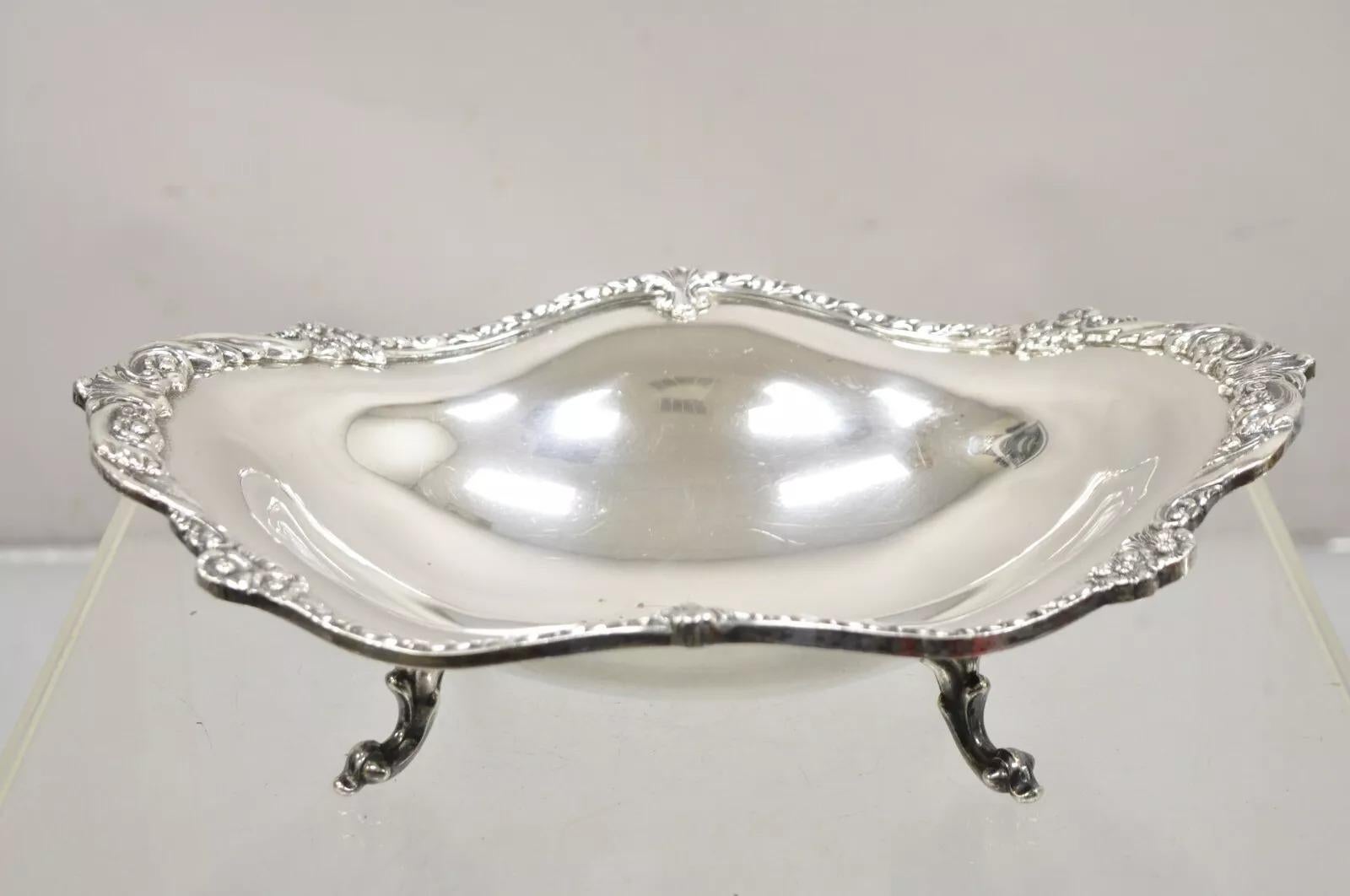 Vintage Sheridan Victorian Style Silver Plated Footed Scalloped Oval Fruit Bowl For Sale 7