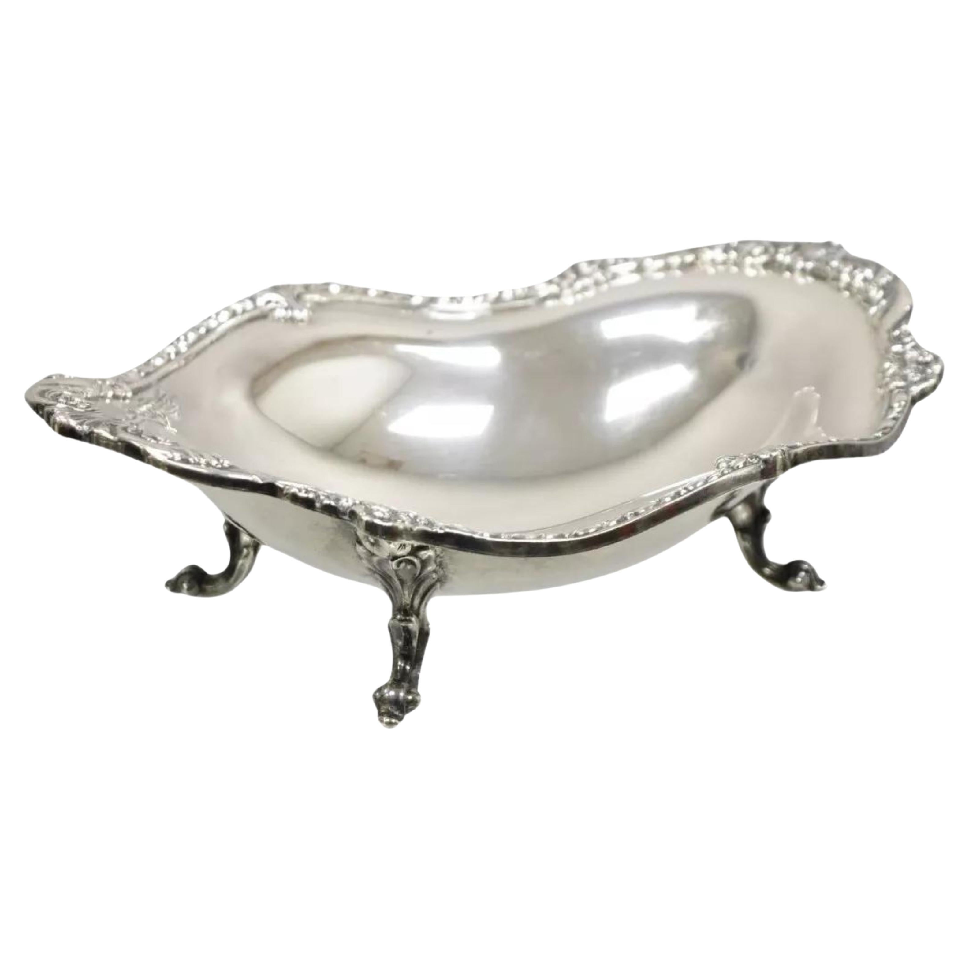 Vintage Sheridan Victorian Style Silver Plated Footed Scalloped Oval Fruit Bowl For Sale