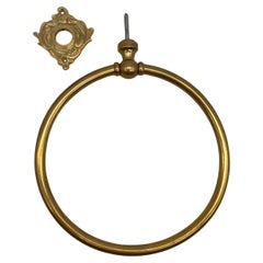 Toallero de baño Sherle Wagner vintage chapado en oro con placa de pared de acanto