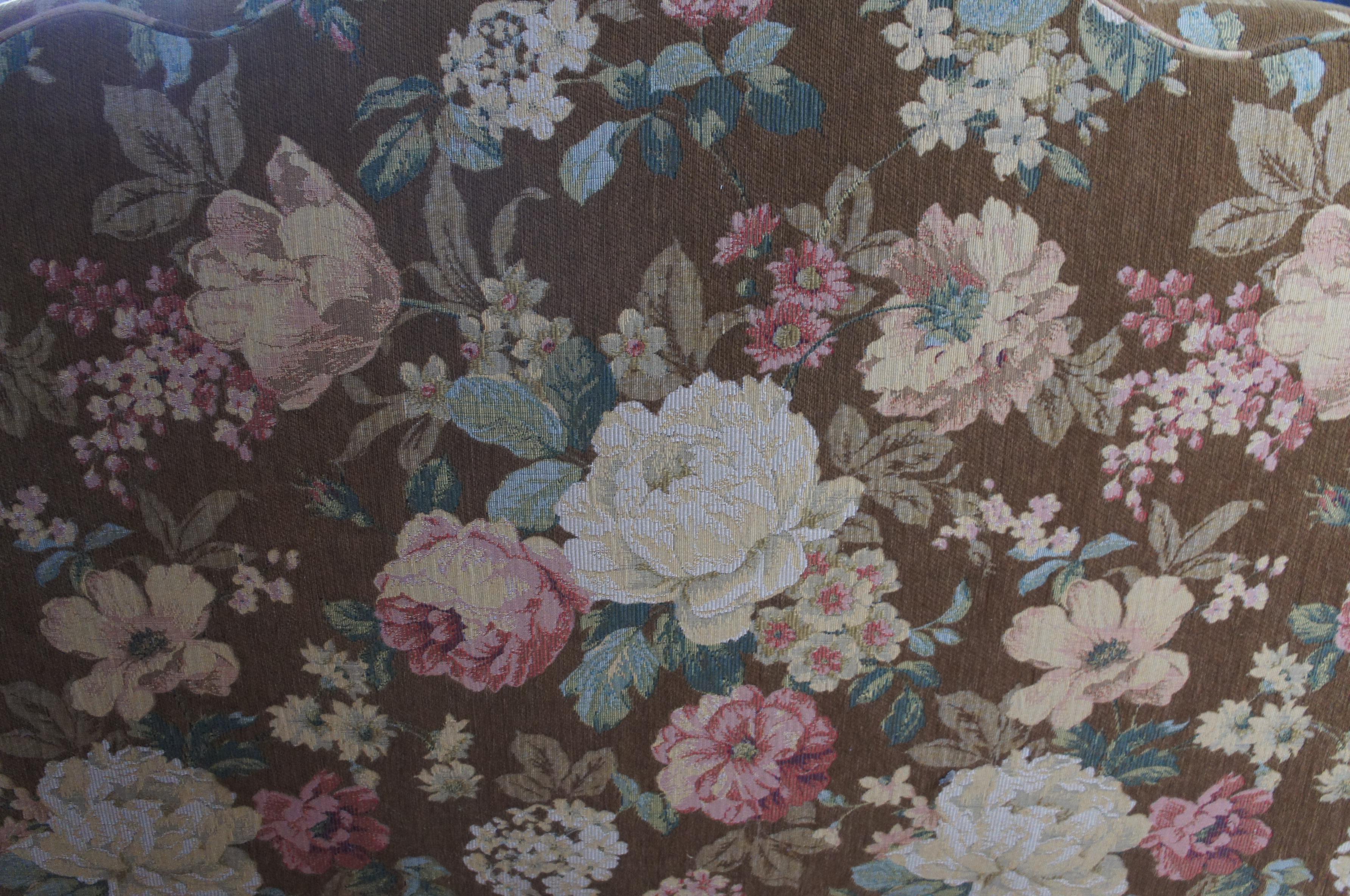 Vintage Sherrill Chippendale Style Mahagoni & Leder Floral Upholstering Sofa im Angebot 8