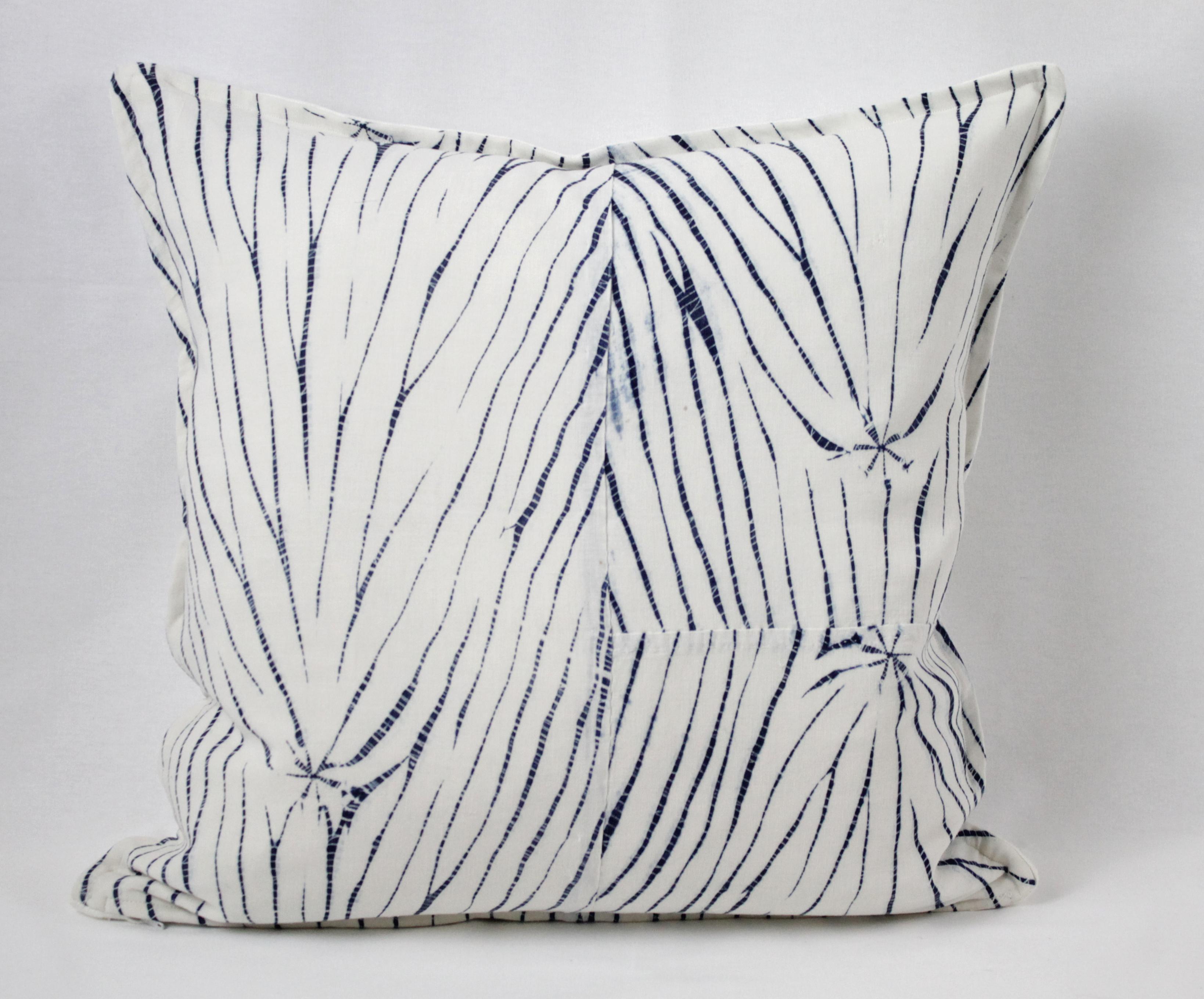 Vintage Shibori Dyed Textile Pillow with White Linen For Sale 8