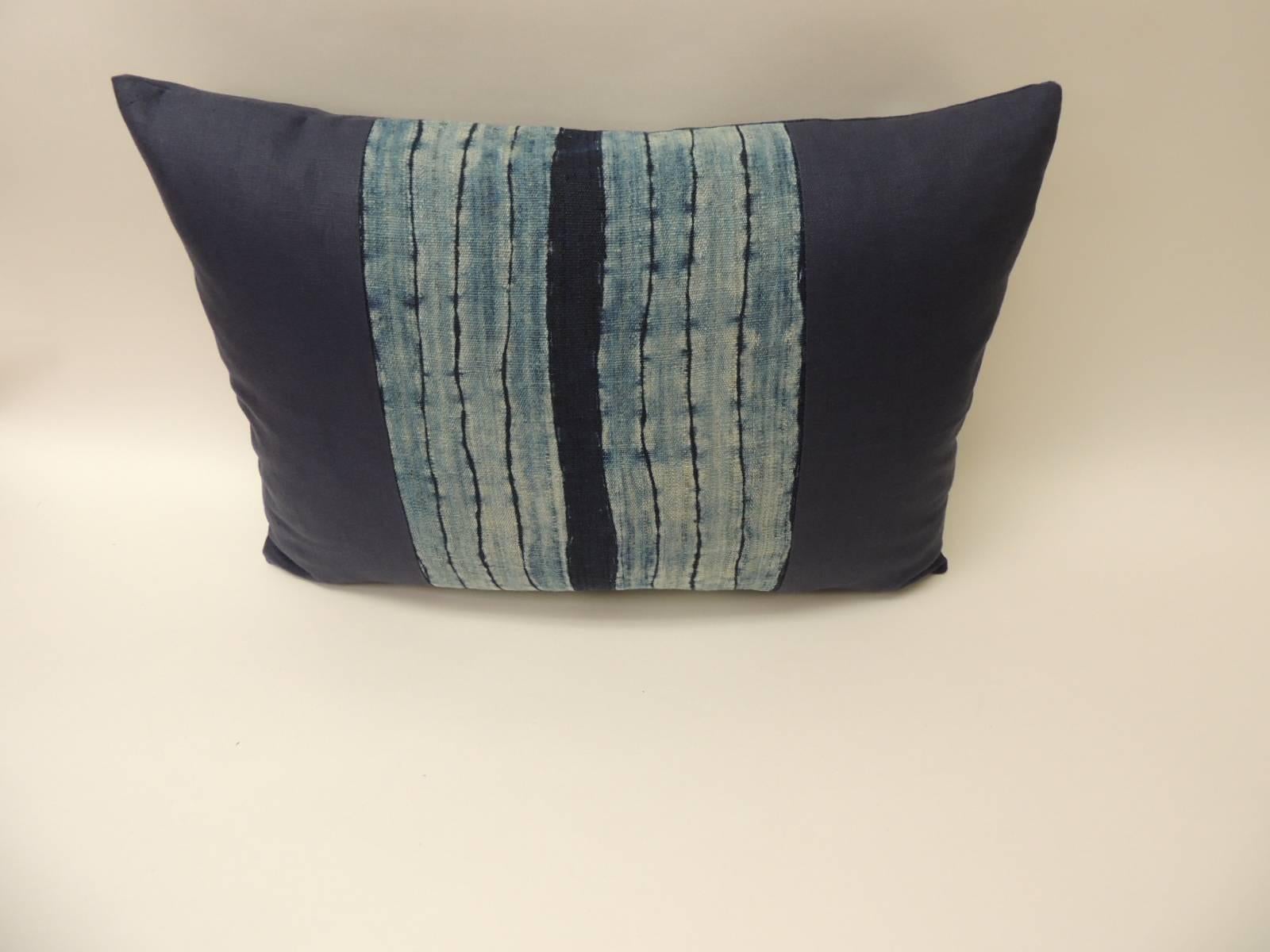 Vintage Shibori Stripe Blue Asian Decorative bolster Pillow
Bolster Indigo stripe homespun hemp textile with dark blue linen backing. Vertical stripes to create this unique pattern.
Decorative bolster handcrafted and designed in the U.S. Throw