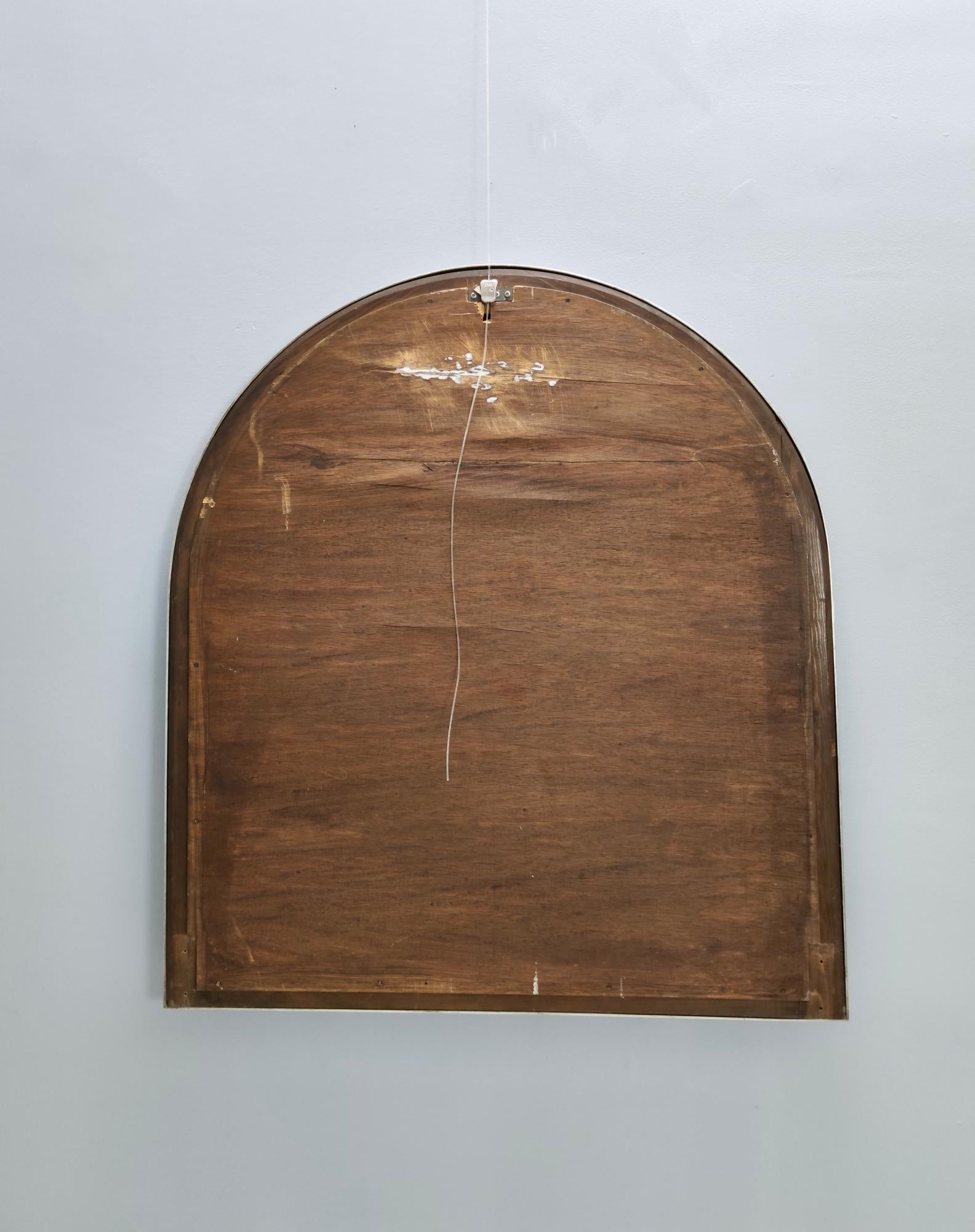 Vintage Minimal Shield Shaped Wall Mirror with a Steel Frame, Italy In Excellent Condition For Sale In Bresso, Lombardy