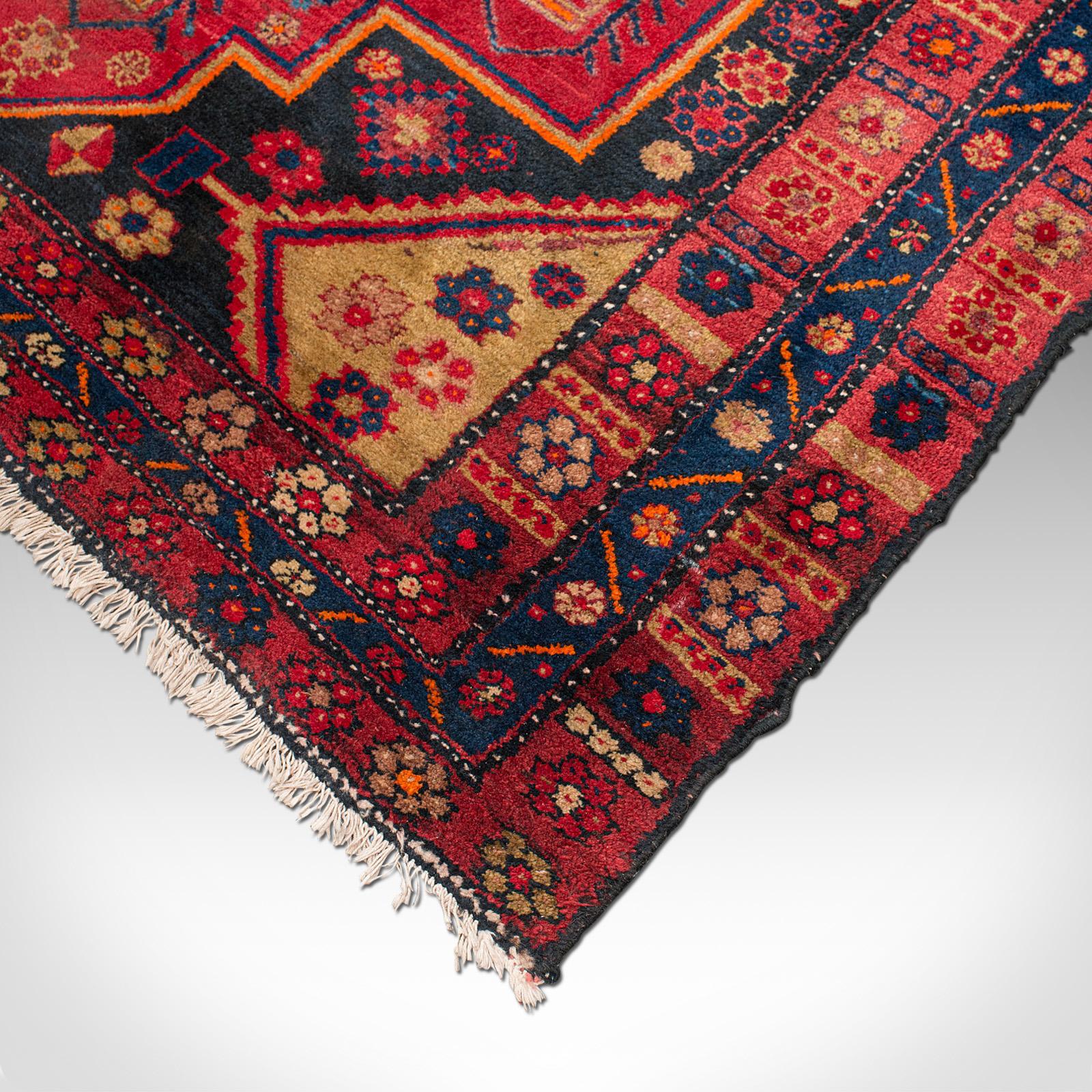 Vintage Shiraz Decorative Rug, Persian, Woven, Hall, Lounge Carpet, Circa 1940 For Sale 2