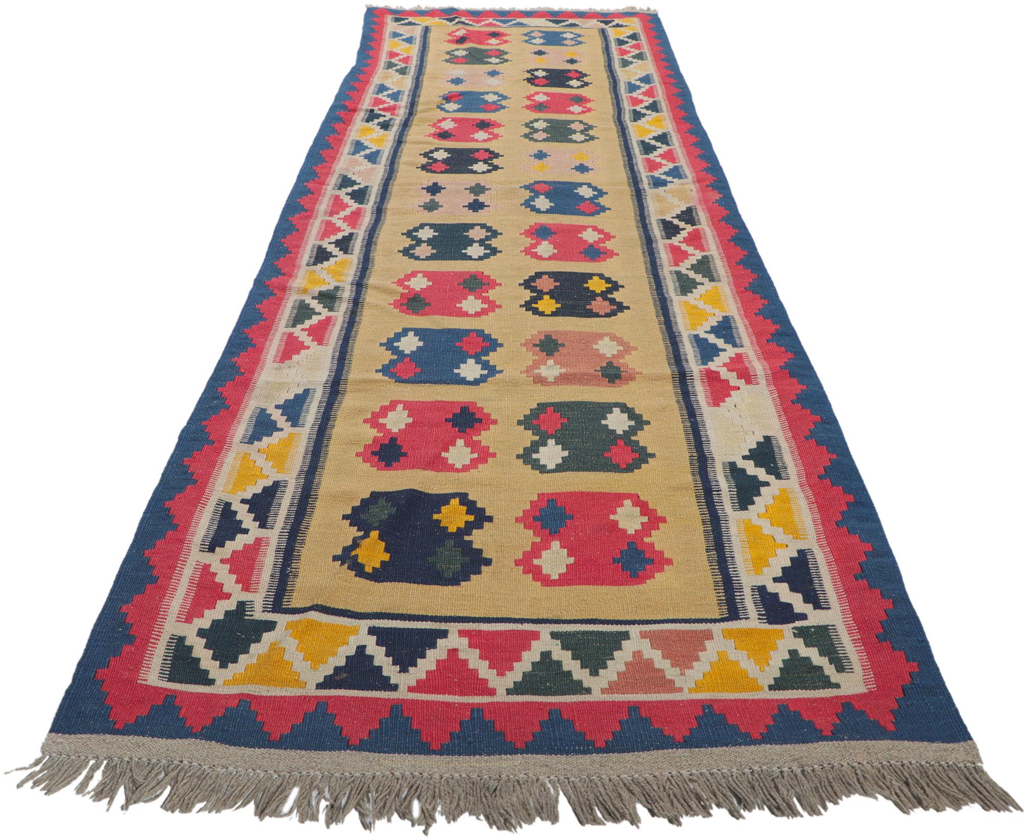Bunt persischer Shiraz-Kelim-Läufer des späten 20. Jahrhunderts, Vintage (Postmoderne) im Angebot