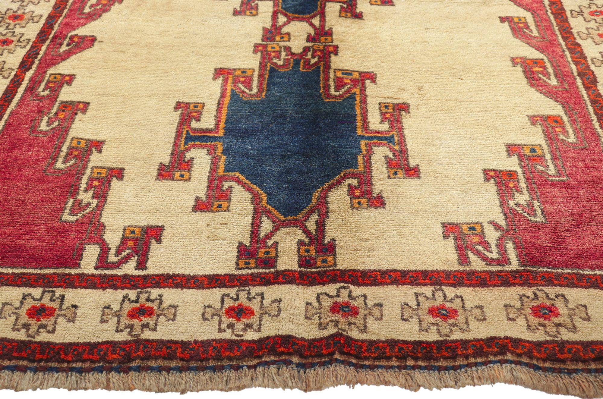 Shiraz Persischer Teppich im Vintage-Stil (Handgeknüpft) im Angebot