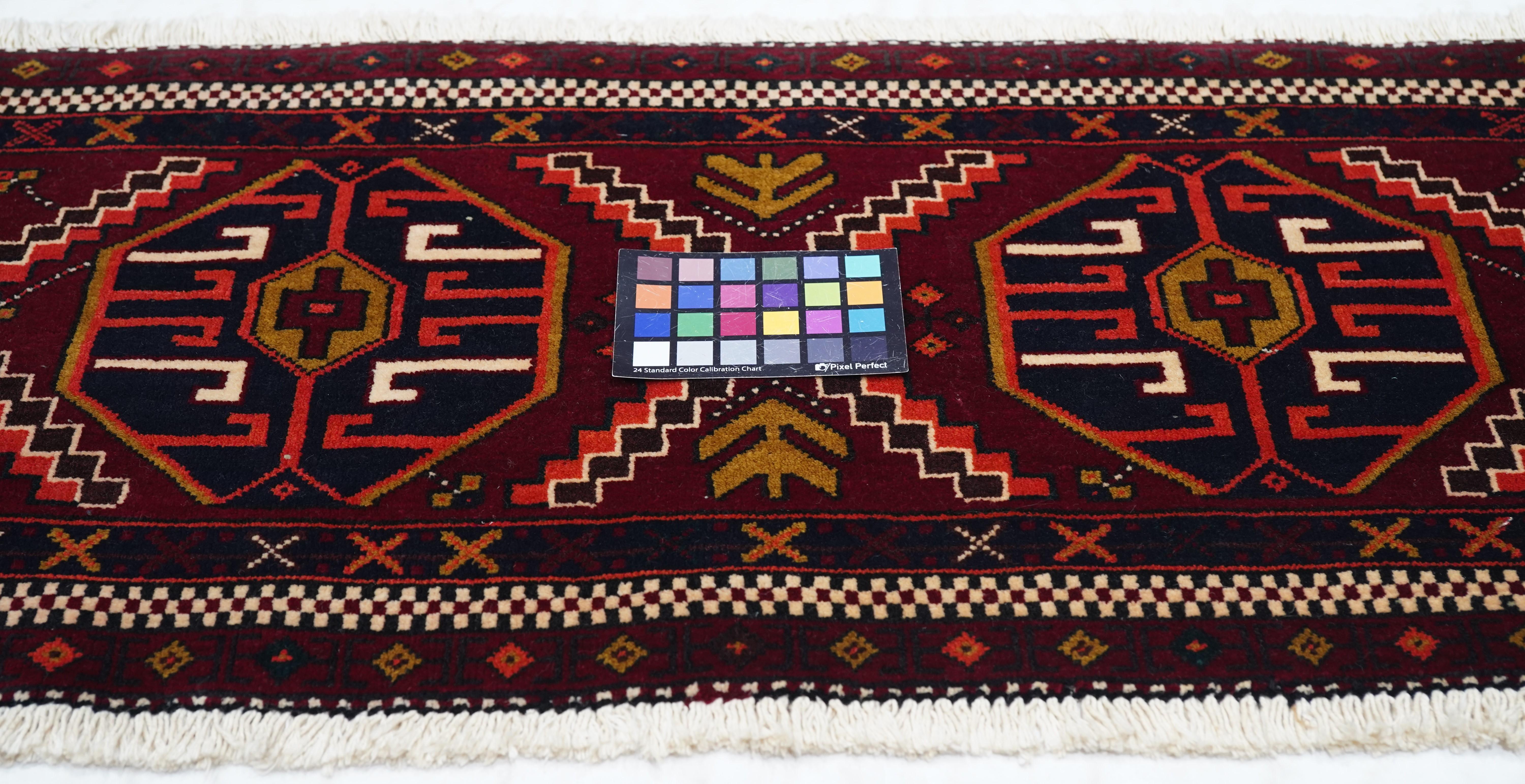 Vintage Shiraz-Teppich im Angebot 2