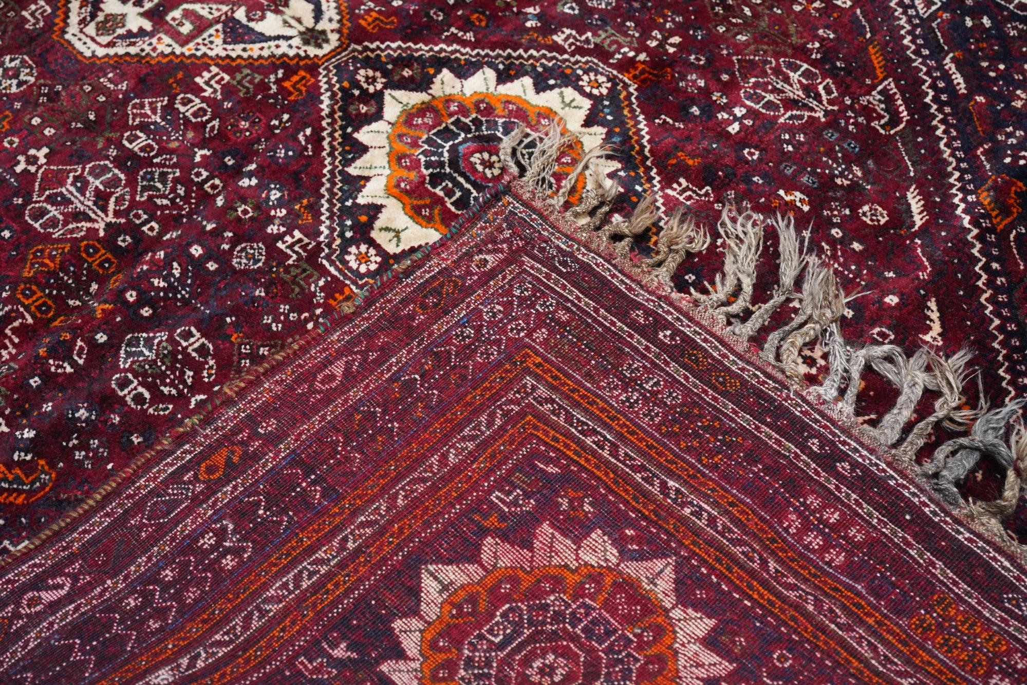 Vintage Shiraz Rug 7'0'' x 10'7'' For Sale 5