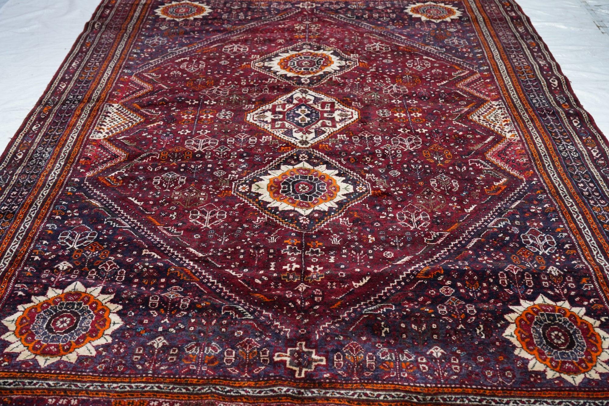 Vintage Shiraz Rug 7'0'' x 10'7'' For Sale 2