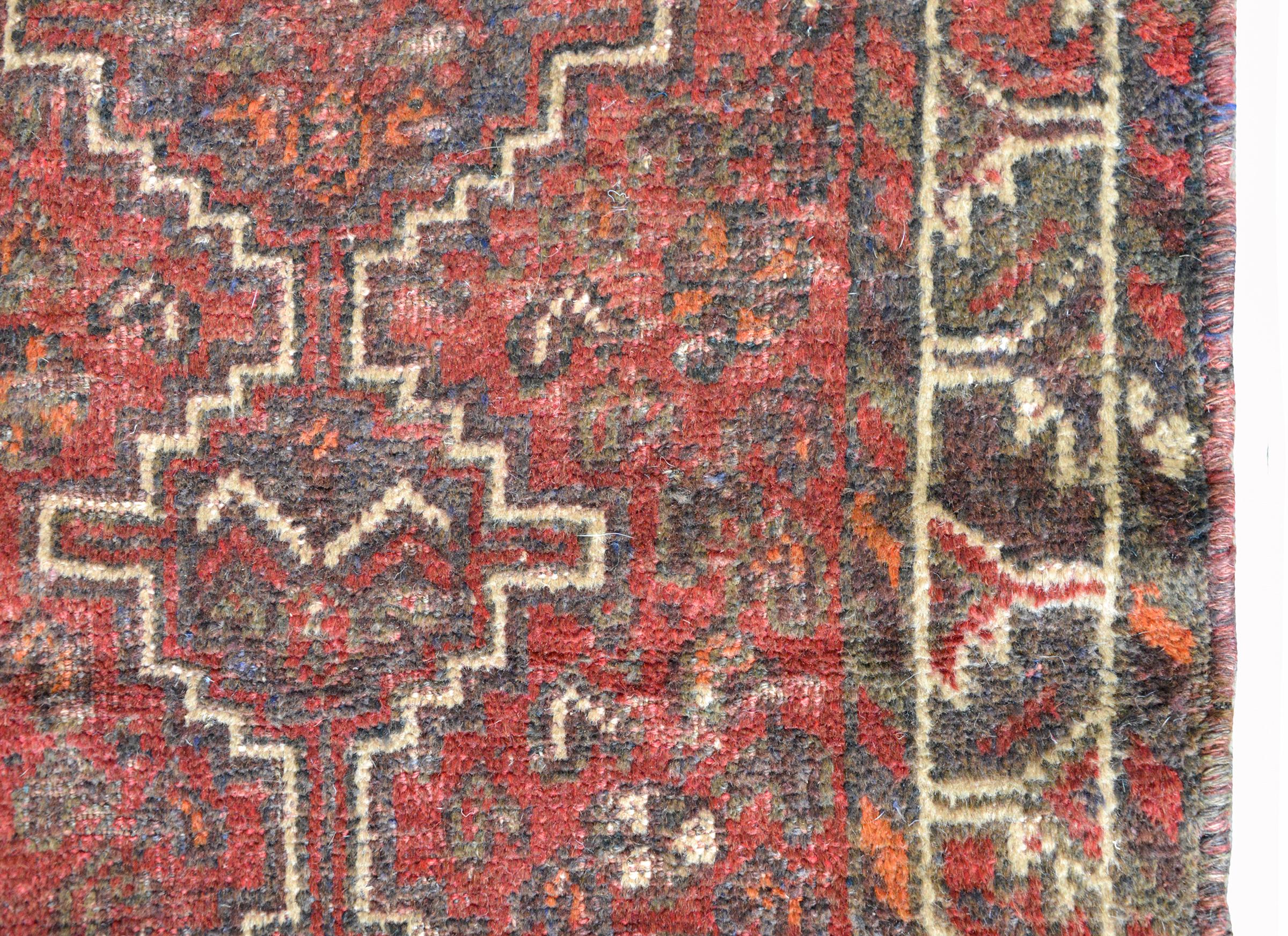 Vintage Shiraz Rug In Good Condition For Sale In Chicago, IL