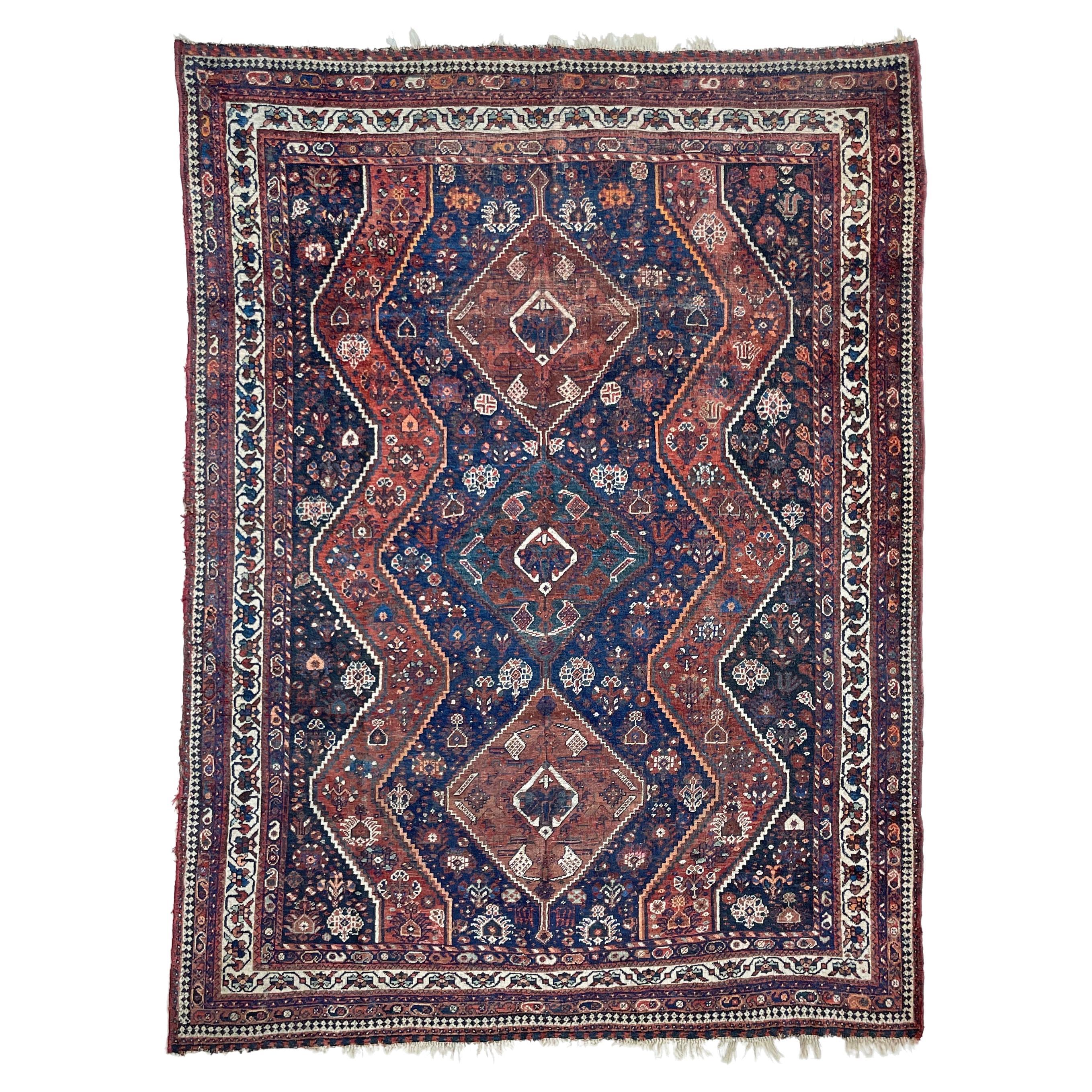 Tapis Shiraz vintage avec médaillon central en vente