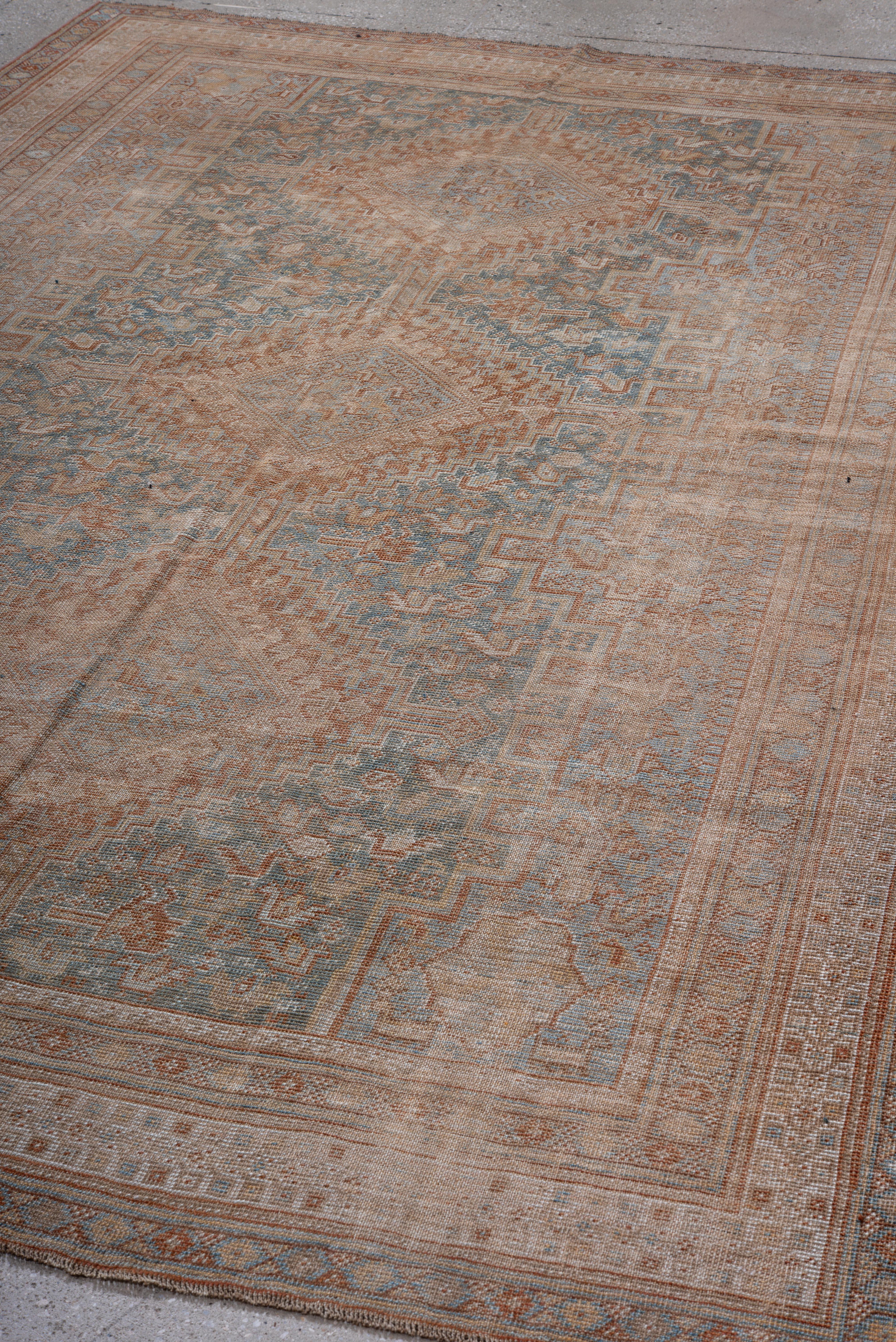 Vintage Shiraz gestuftes Medaillon (Wolle) im Angebot
