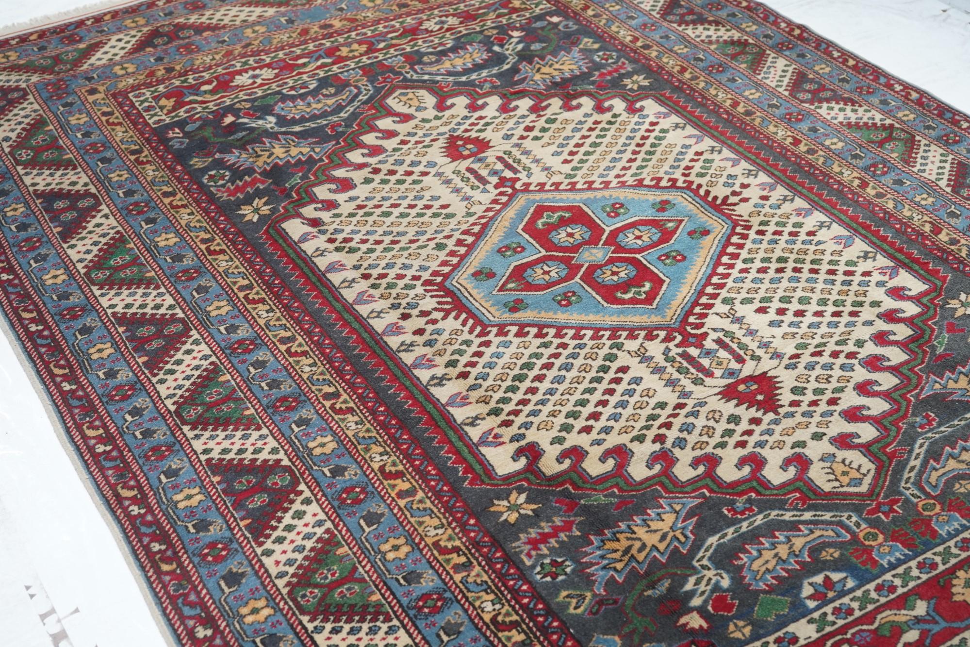 Vintage Shirvan Rug For Sale 1