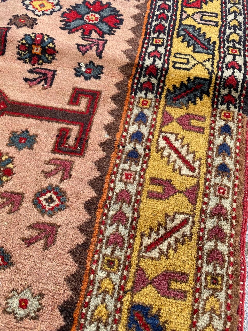Vintage Shirwan Azerbaïdjan Rug For Sale 11
