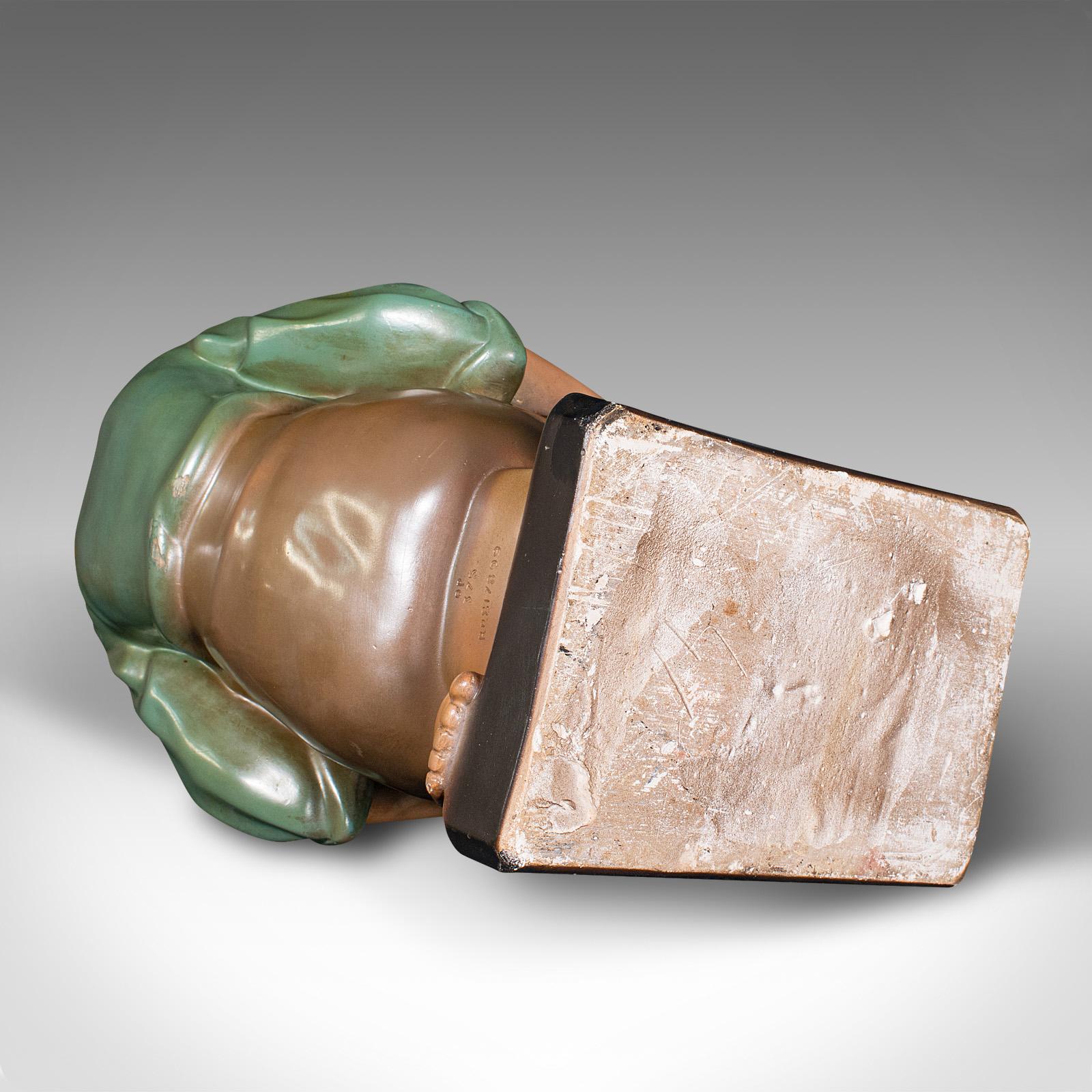 Espositore da banco vintage, inglese, gesso, figura decorativa, Art Decor in vendita 3