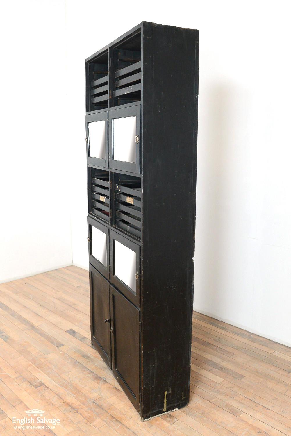 Vintage Shop Fitting Jewelry Display Cabinet, 20th Century In Good Condition For Sale In London, GB