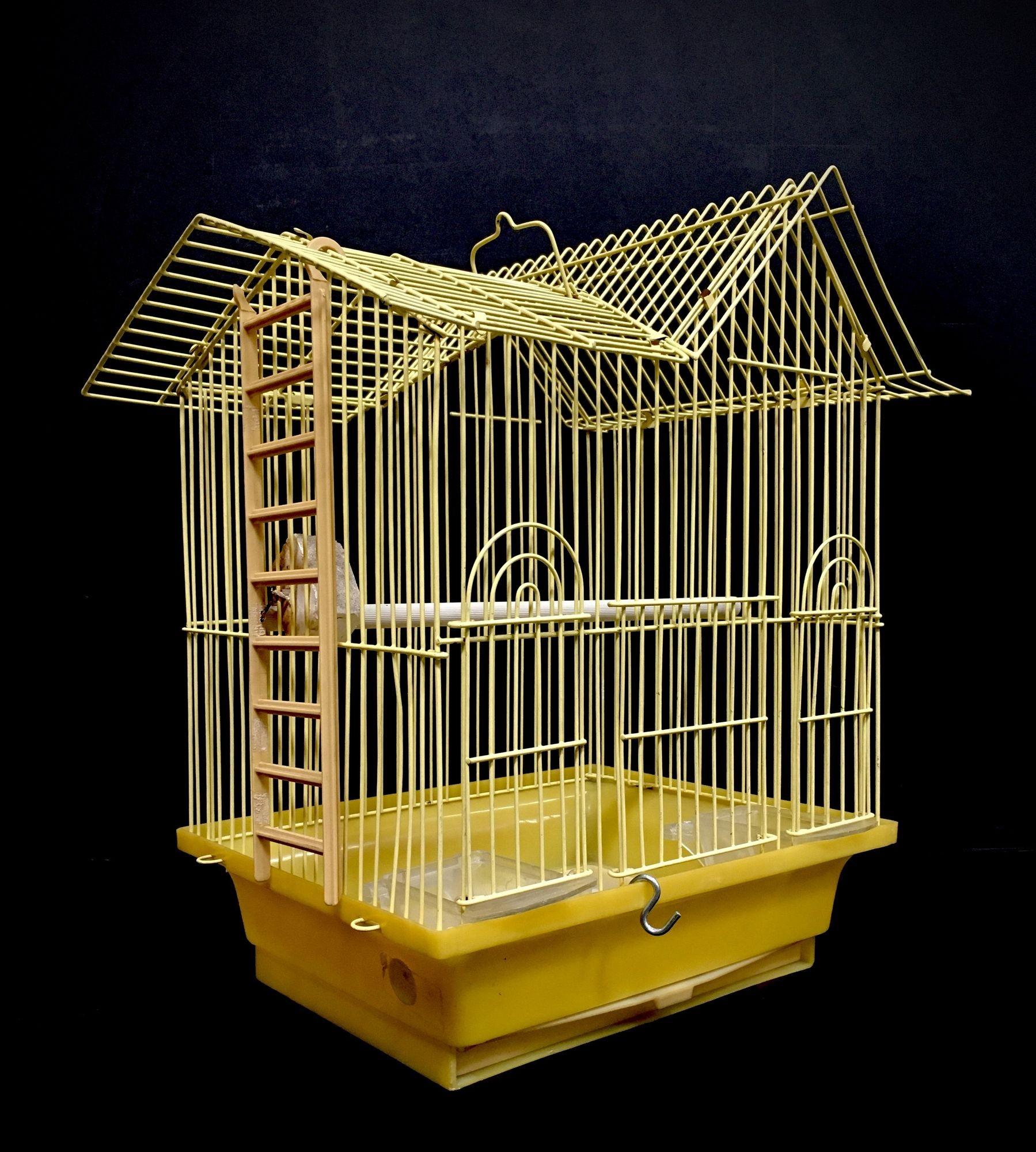 Vintage Short Wire House Birdcage Single Roof in Yellow with Accessories In Good Condition In Van Nuys, CA