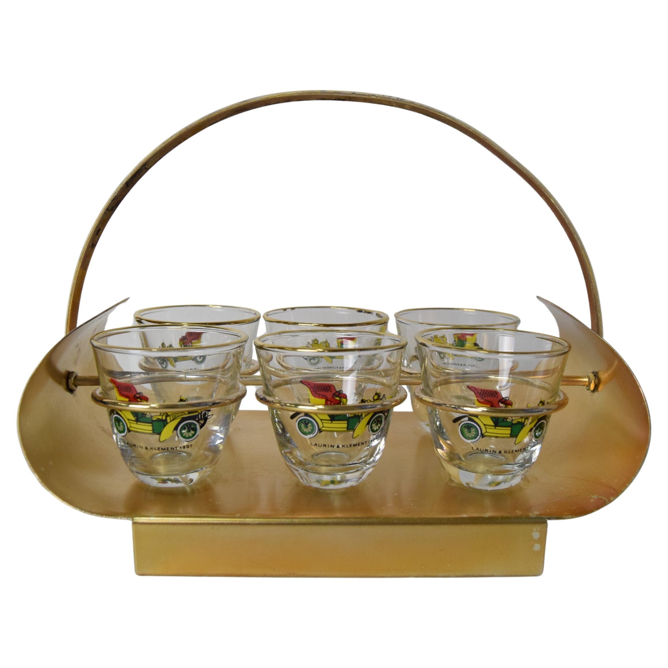Vasos de chupito vintage con barra retro, Checoslovaquia, años 60.