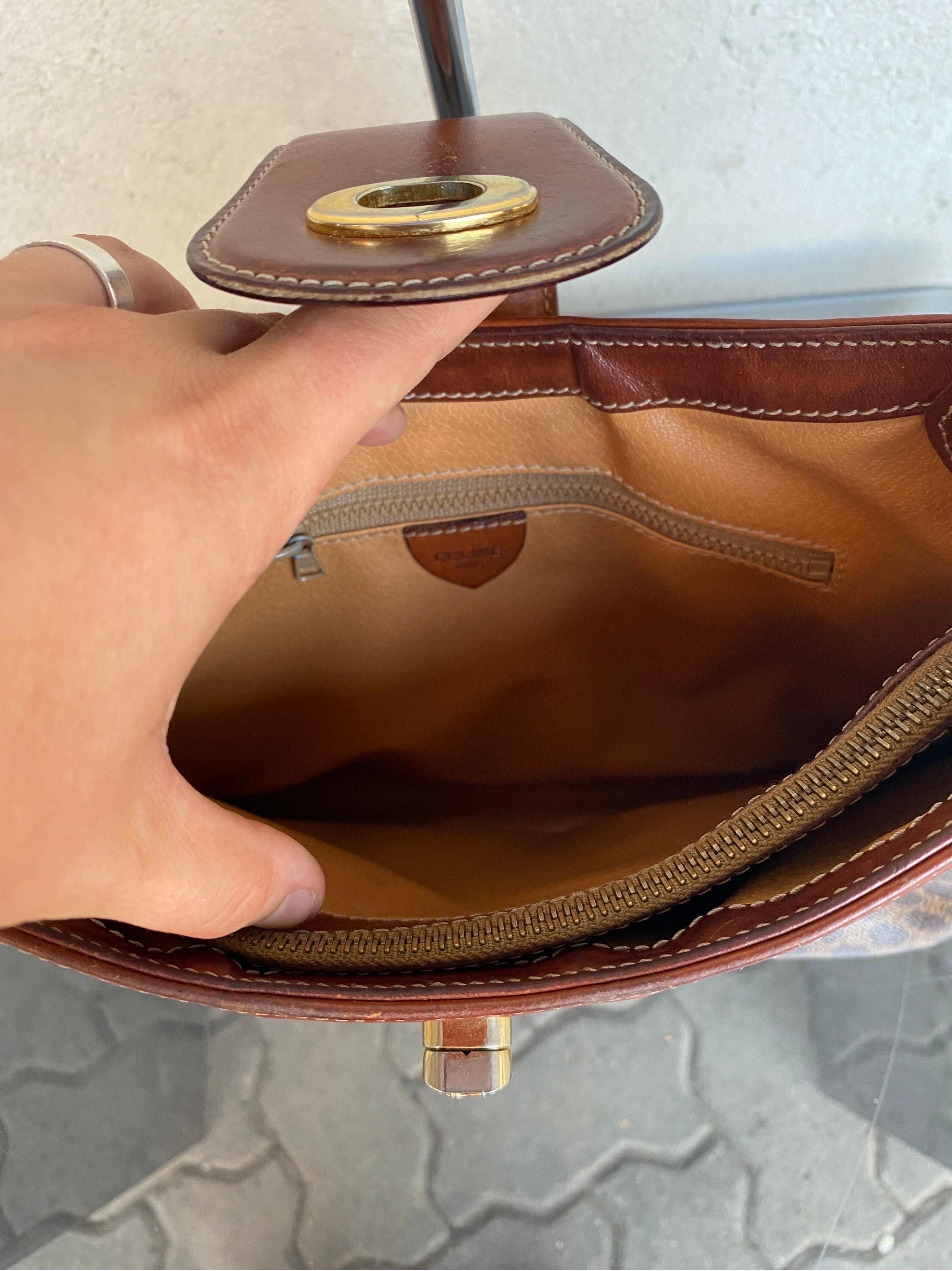 Vintage shoulder bag Celine monogram 3