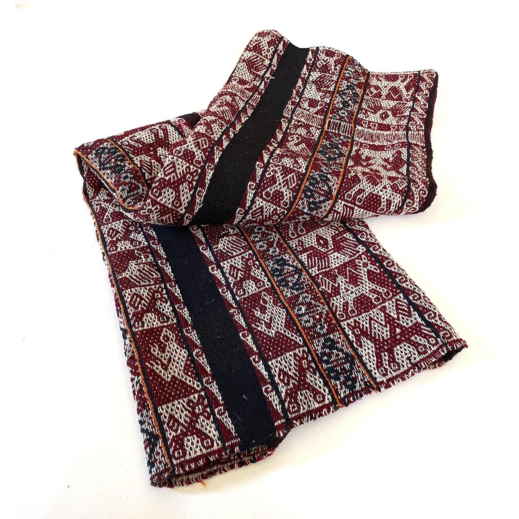 Vintage shoulder cloth (Manta) or carrying cloth(Aguayo) is fromt he Quechua people of the Sacred Valley of the Peruvian Andes in the Cuszo area. 

Woven entirely of wool using the warp-faced double-weave technique so that both sides have an