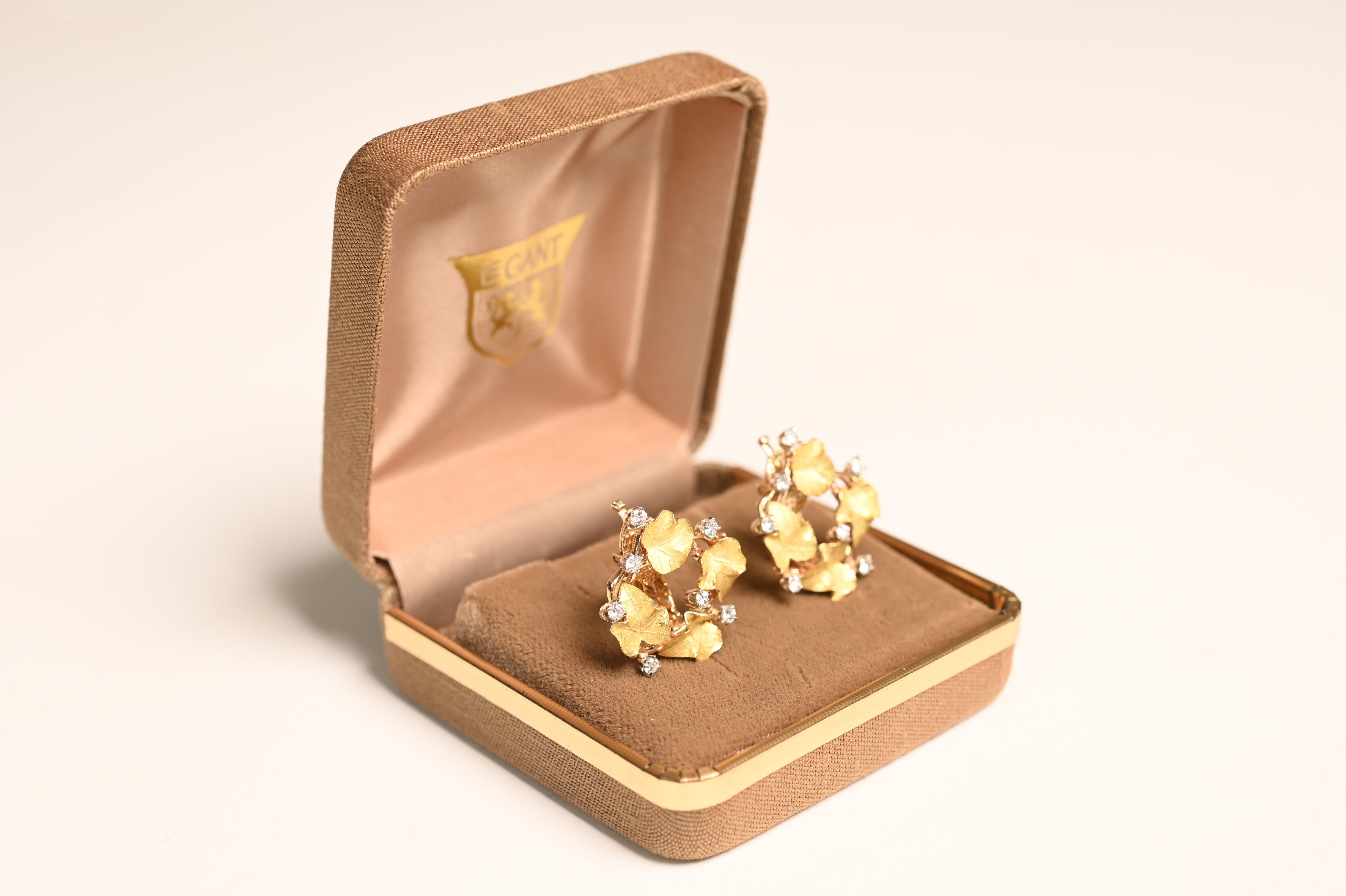 A stunning pair of vintage earrings by the esteemed American jeweler Shreve, Crump & Low, these pieces are a testament to the brand’s reputation for craftsmanship and timeless design. Fashioned in radiant 18k yellow gold, the earrings feature an