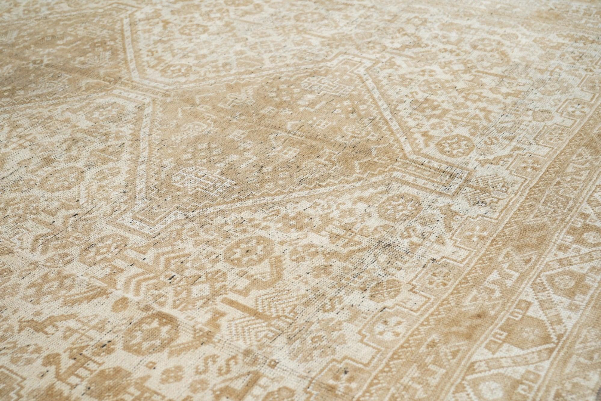 20ième siècle Tapis Shiraz vintage 7'0