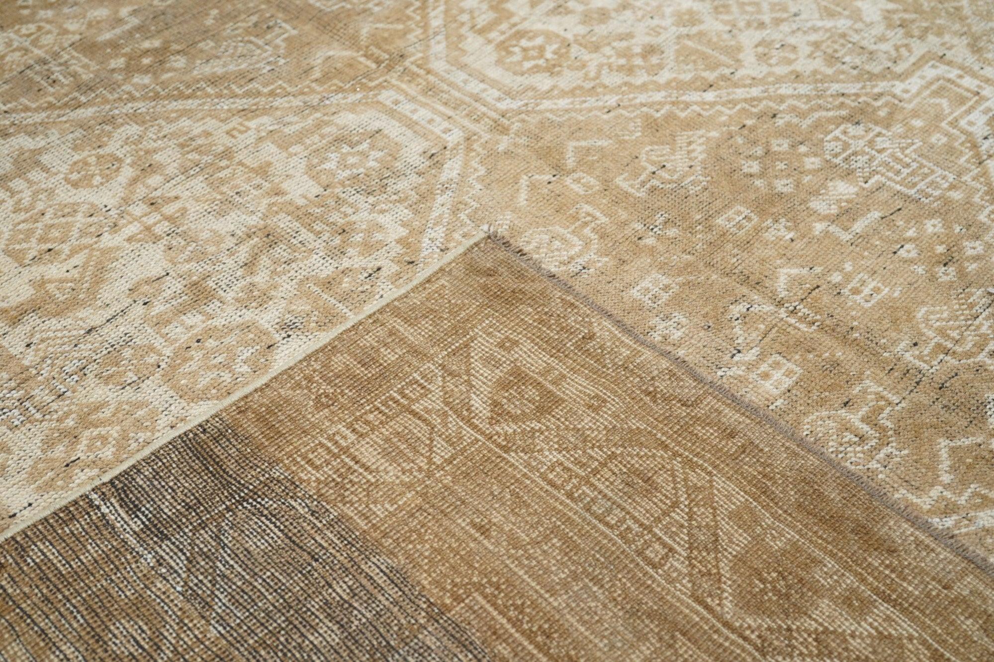 Tapis Shiraz vintage 7'0