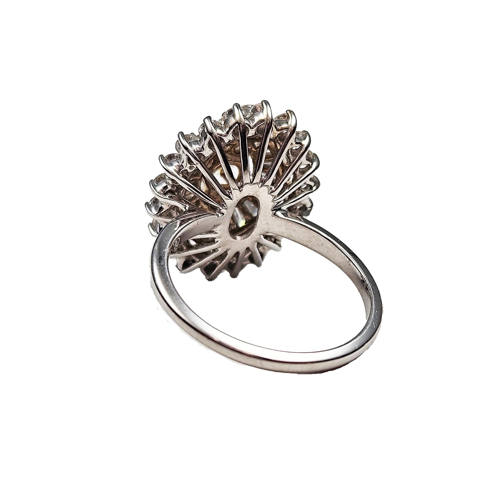 Dopoguerra Anello Vintage Shy 3.0ctw GIA Fancy ORANGE Diamond Ballerina Cocktail 14KW Gold in vendita
