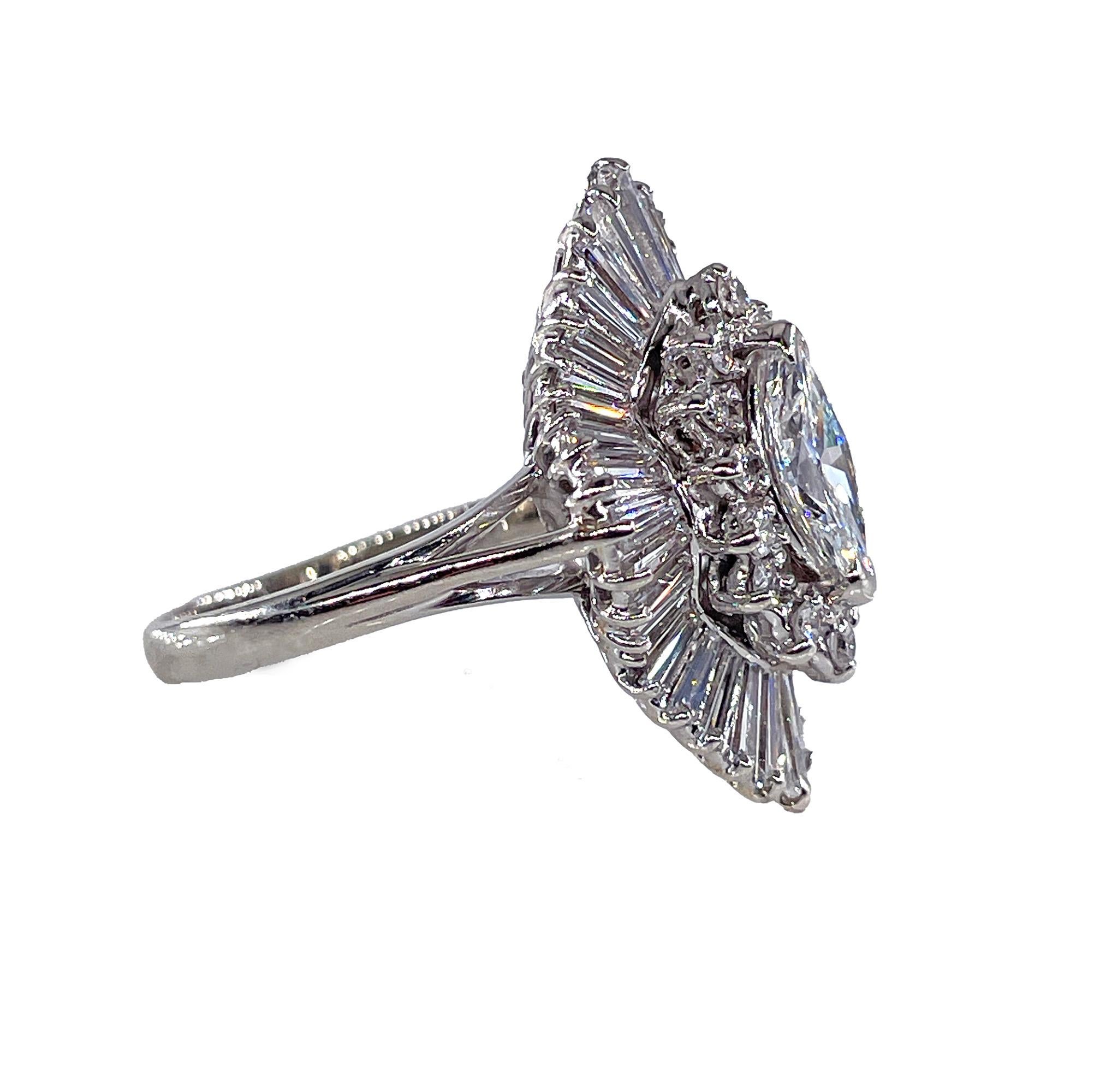 Vintage Shy 4.0ctw Diamante Marquesa Bailarina Cocktail Anillo de Oro Blanco de 18k Años 50 Corte marquesa