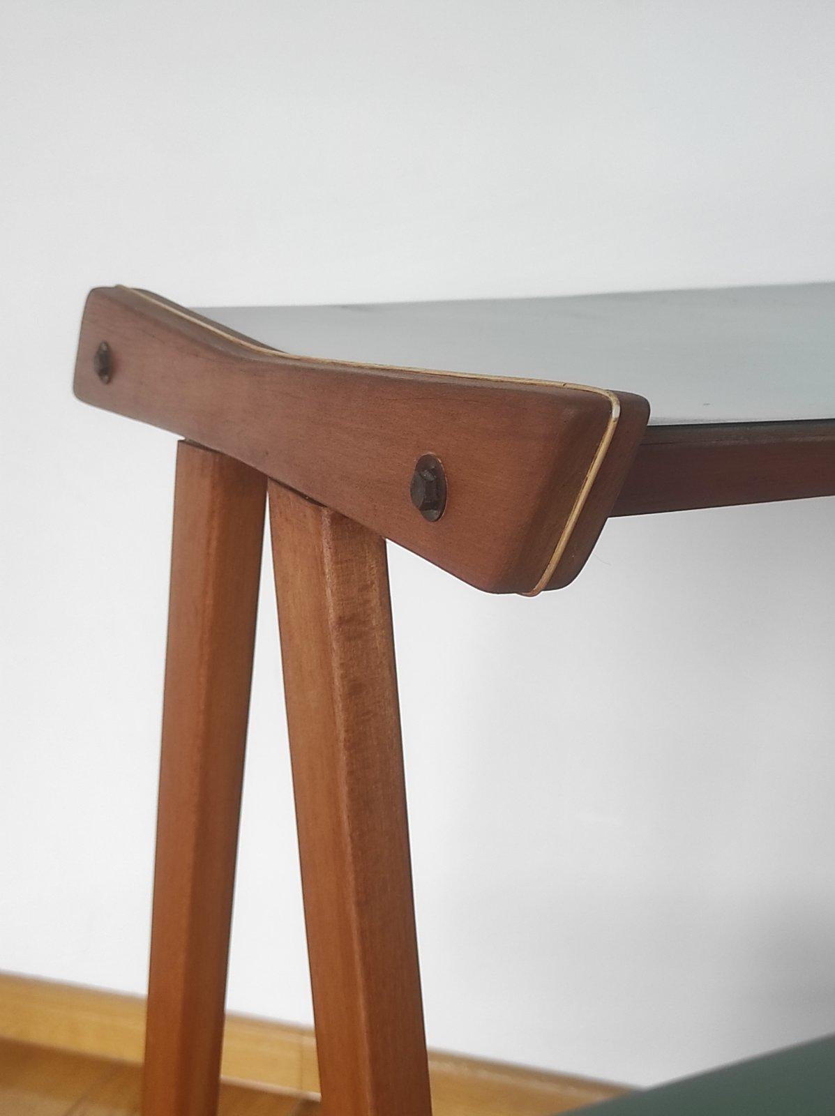 Tavolino vintage anni '50 in vendita 3