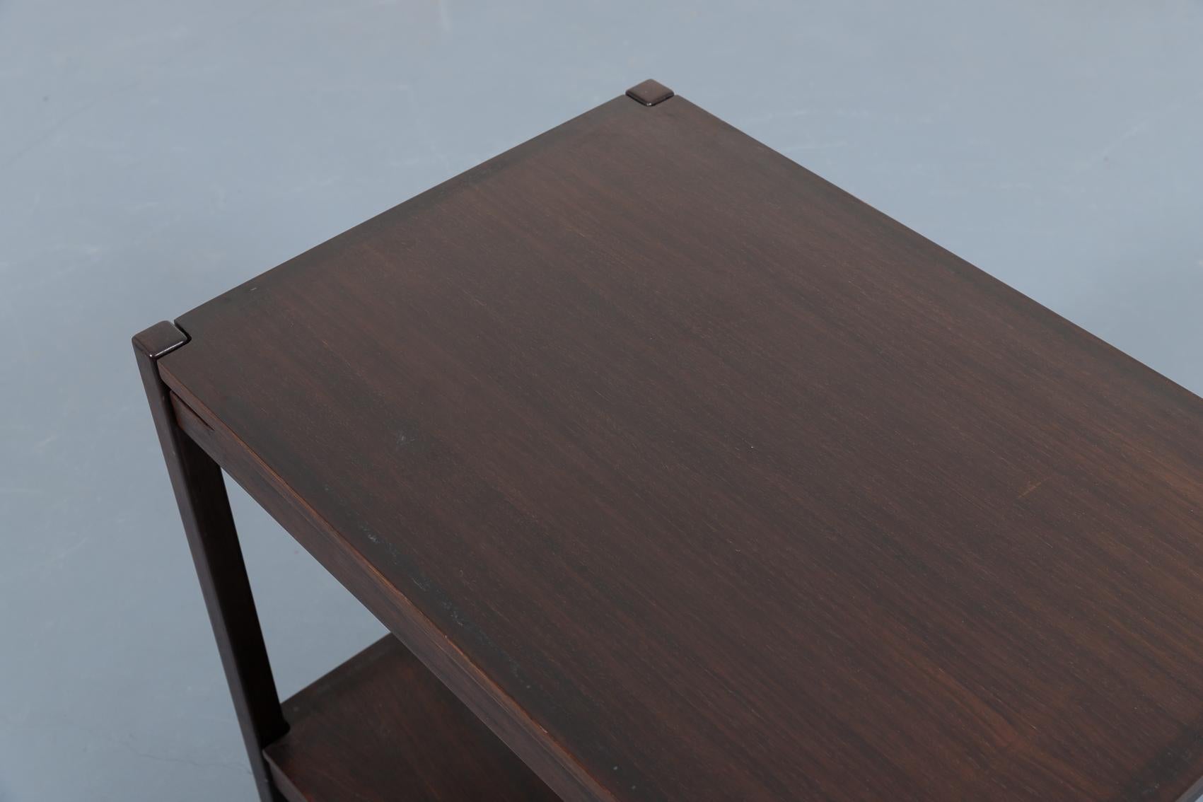 Italian Vintage side table by Hirozi Fukuoh for Gavina, 1980s Italy For Sale