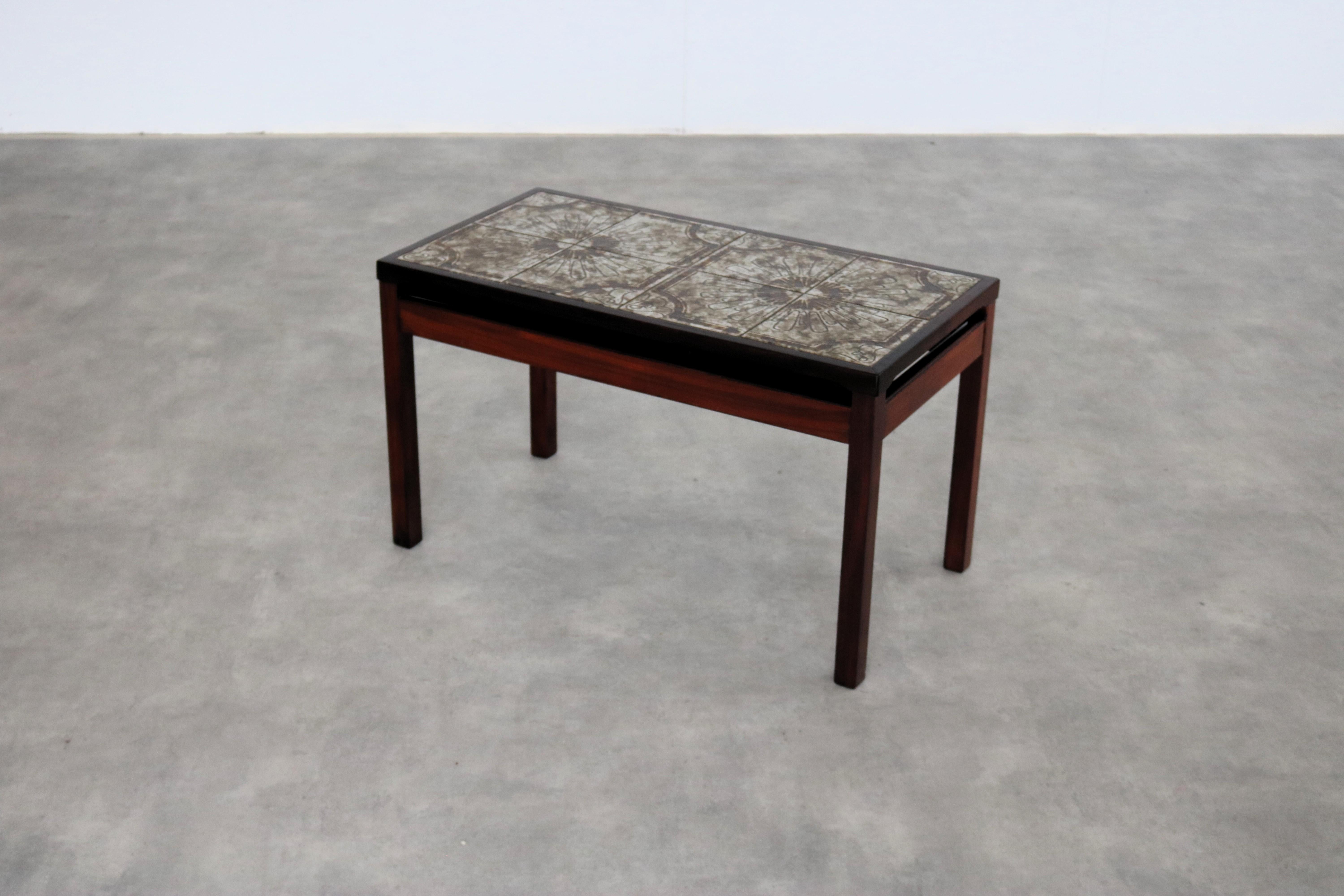 Vintage side table  coffee table  1960s  Danish In Good Condition For Sale In Lemmer, NL