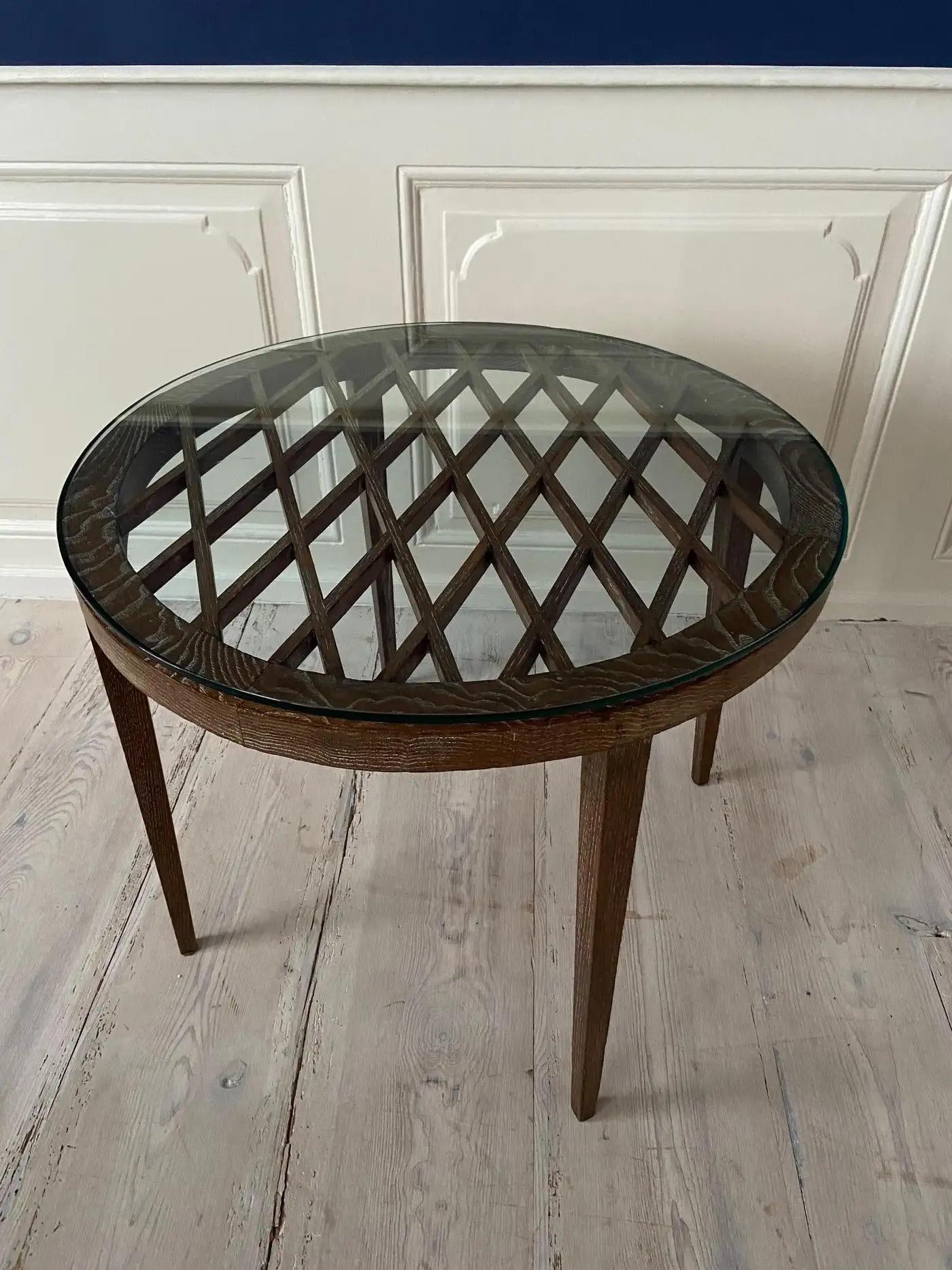 Italian Vintage Side Table in Wood and Glass Top with Decorative Details, Italy, 1950s For Sale