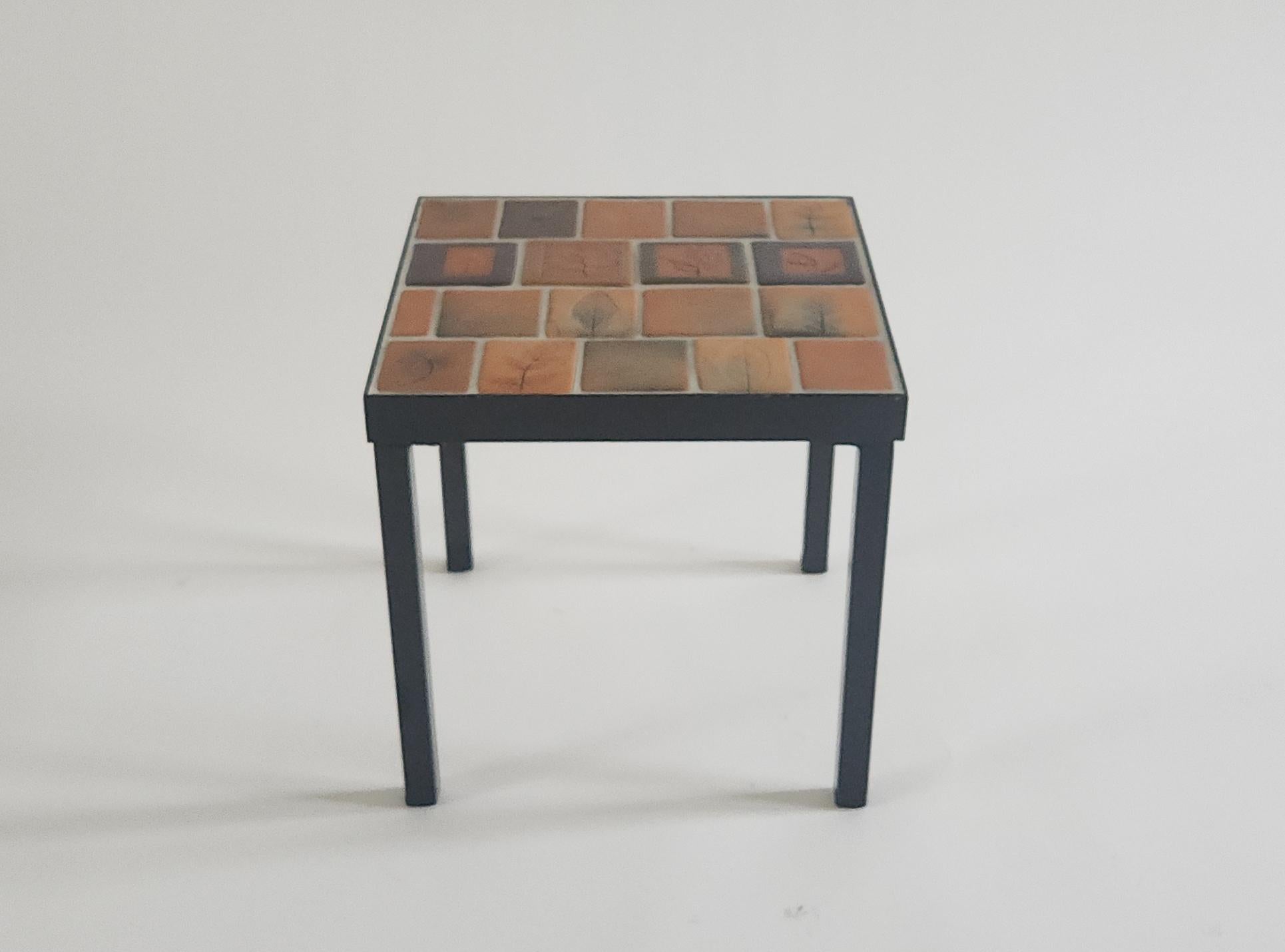 Mid-Century moderno Vintage Side Table with Ceramic Herbier Tiles on a Metal Frame by Roger Capron in vendita