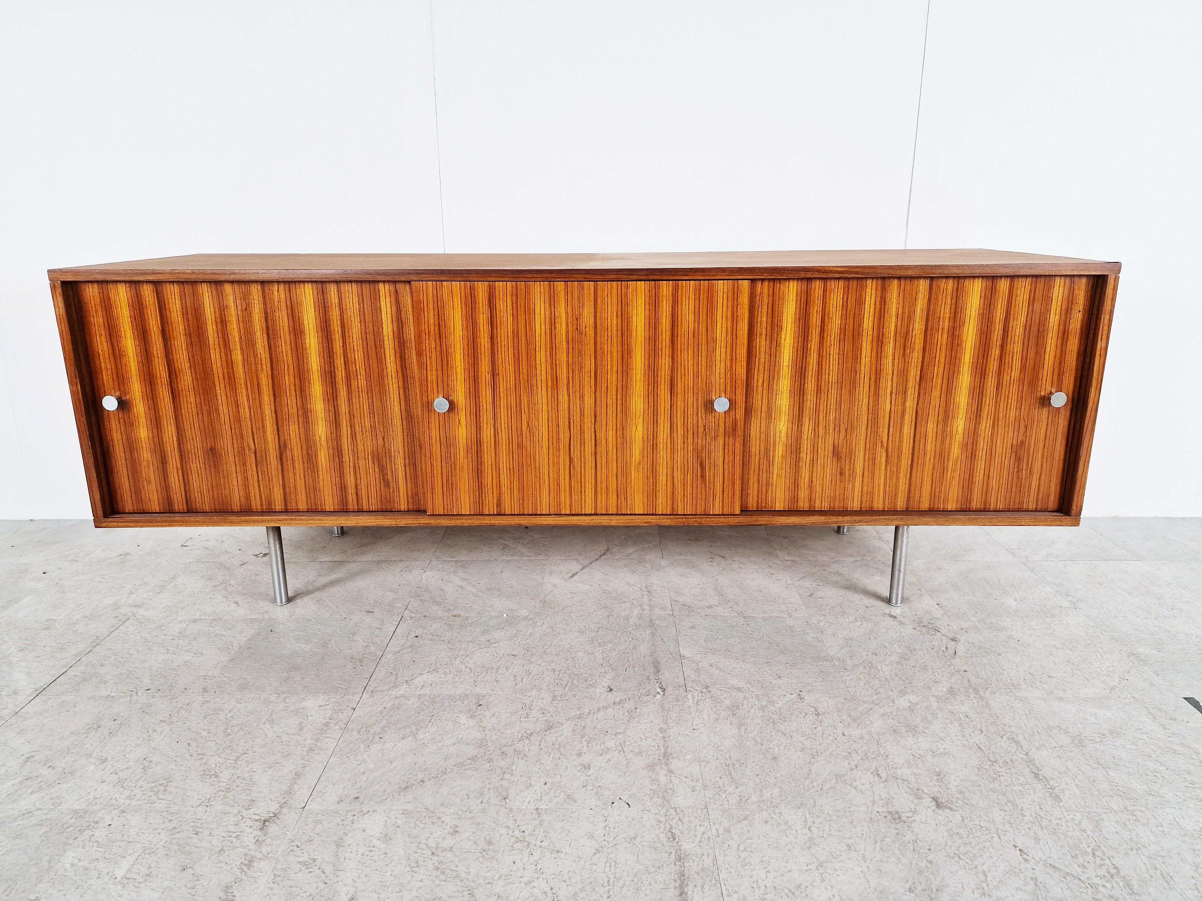 Vintage Sideboard von Alfred Hendrickx, 1960er Jahre (Moderne der Mitte des Jahrhunderts) im Angebot