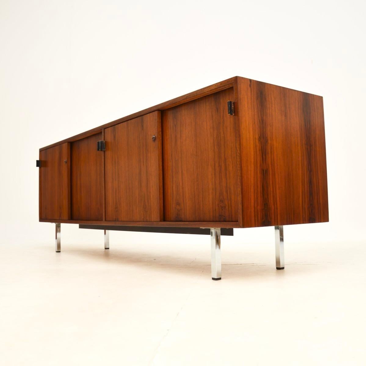 Mid-20th Century Vintage Sideboard by Florence Knoll For Sale