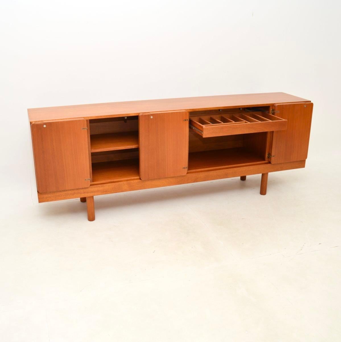 Vintage Sideboard by Gordon Russell In Good Condition For Sale In London, GB
