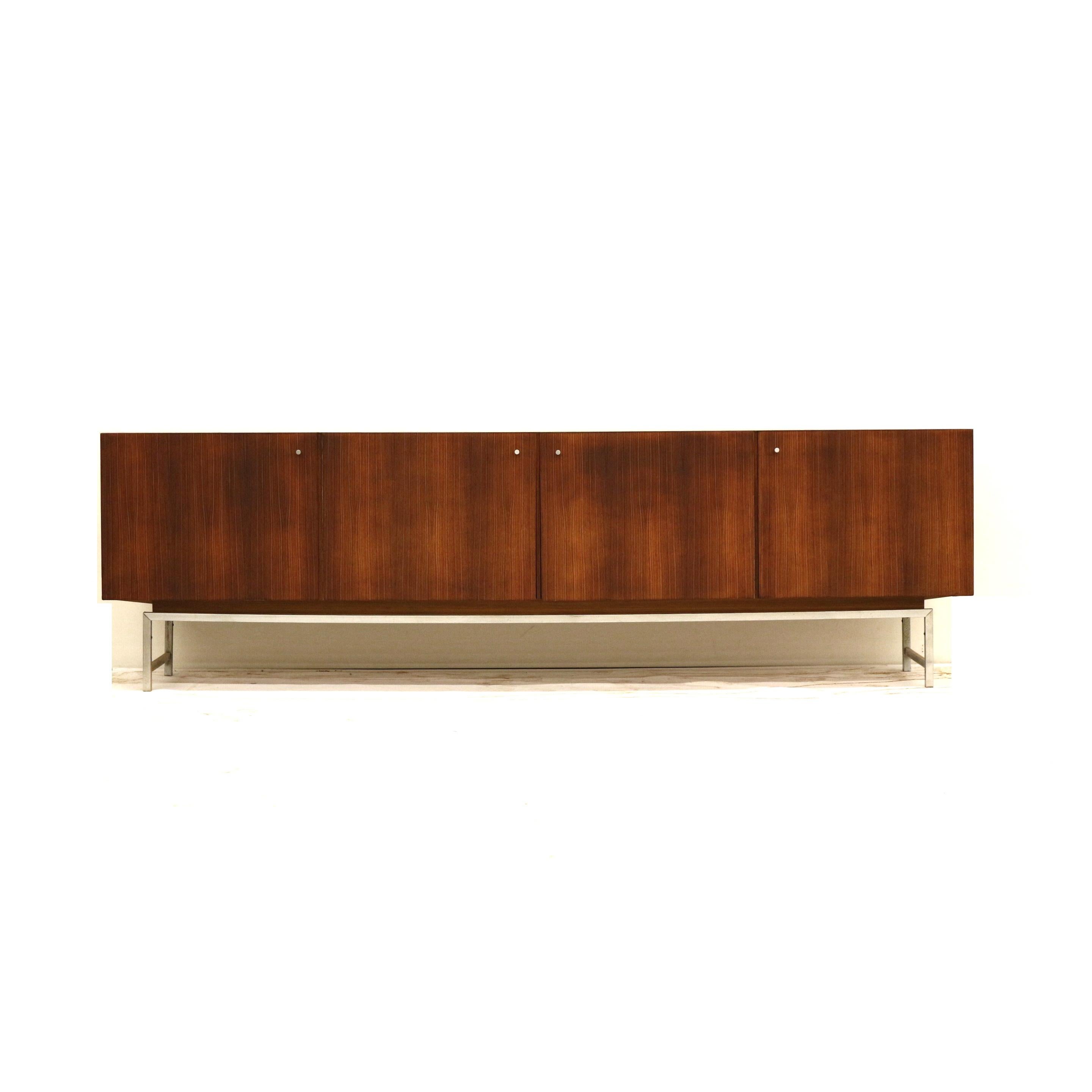 Vintage sideboard by Kurt Günter and Horst Brechtmann for Fristho from 1961 In Good Condition For Sale In Breda, NB
