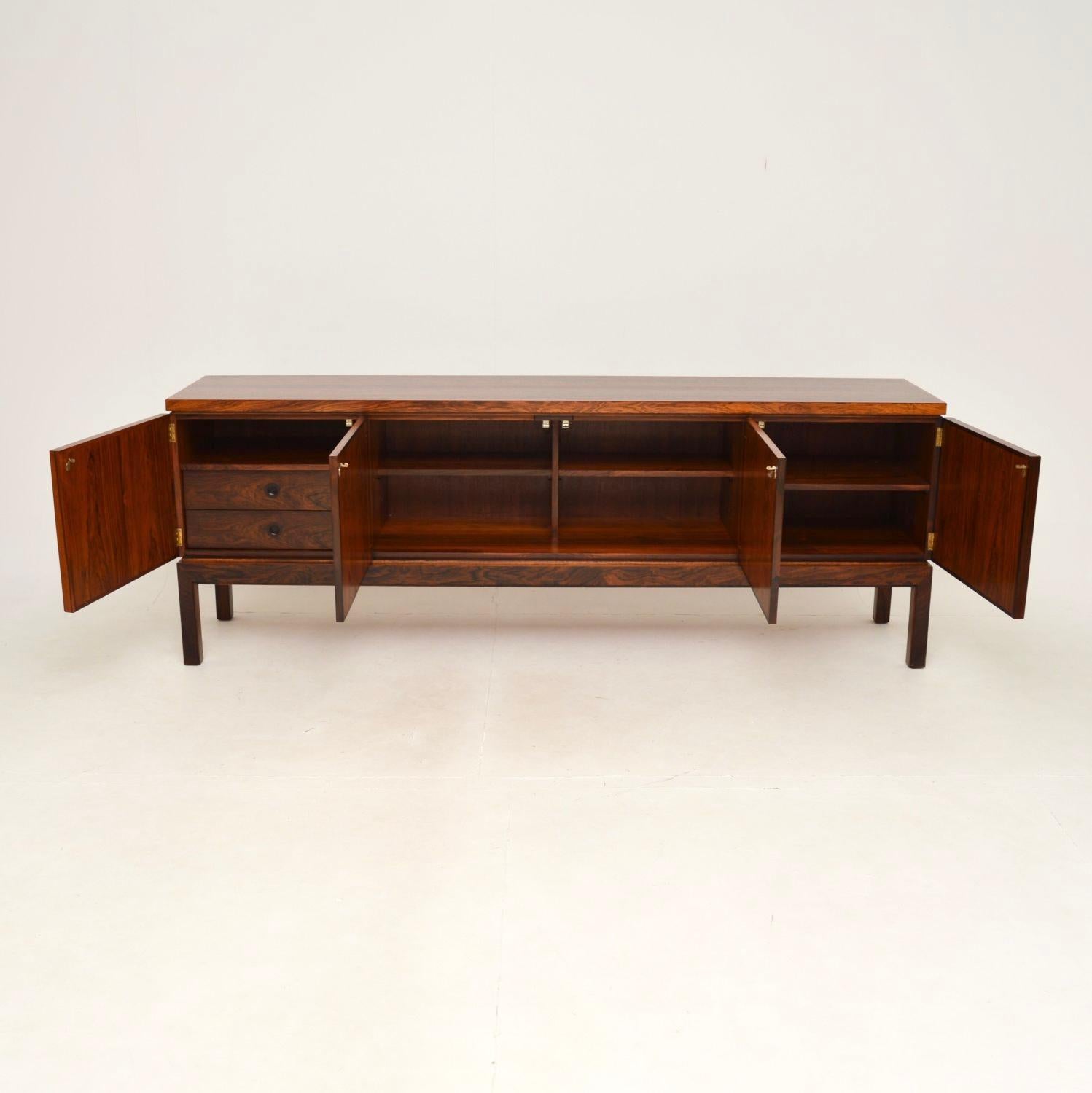 Mid-Century Modern Vintage Sideboard by Robert Heritage for Archie Shine For Sale