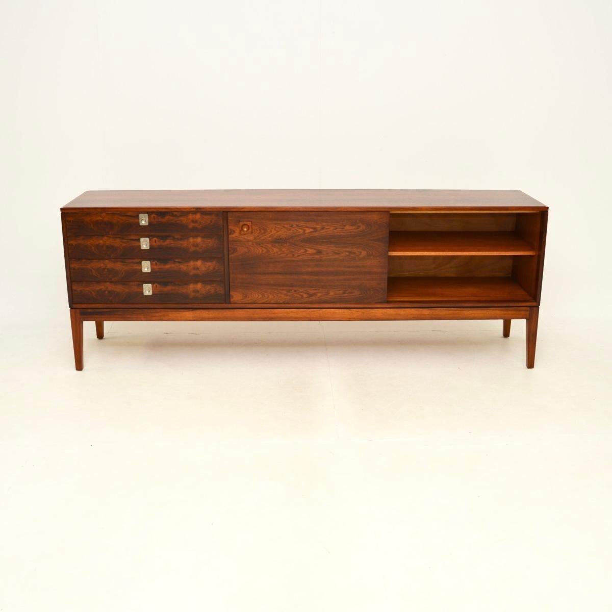 Mid-Century Modern Enfilade vintage de Robert Heritage pour Archie Shine en vente