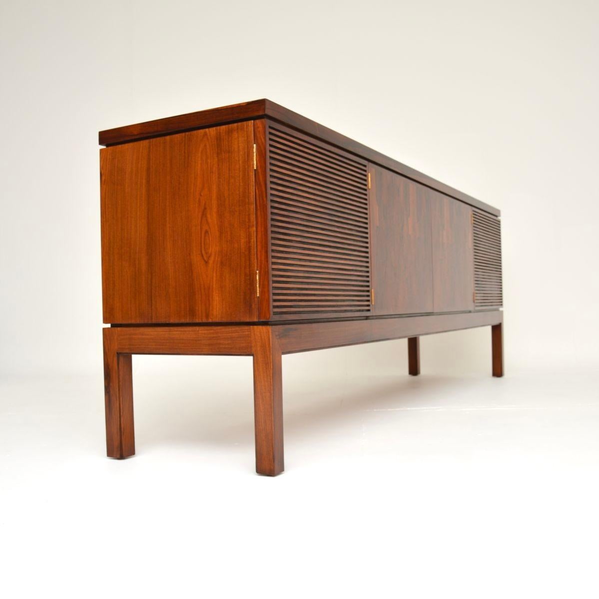 Vintage Sideboard by Robert Heritage for Archie Shine In Good Condition For Sale In London, GB